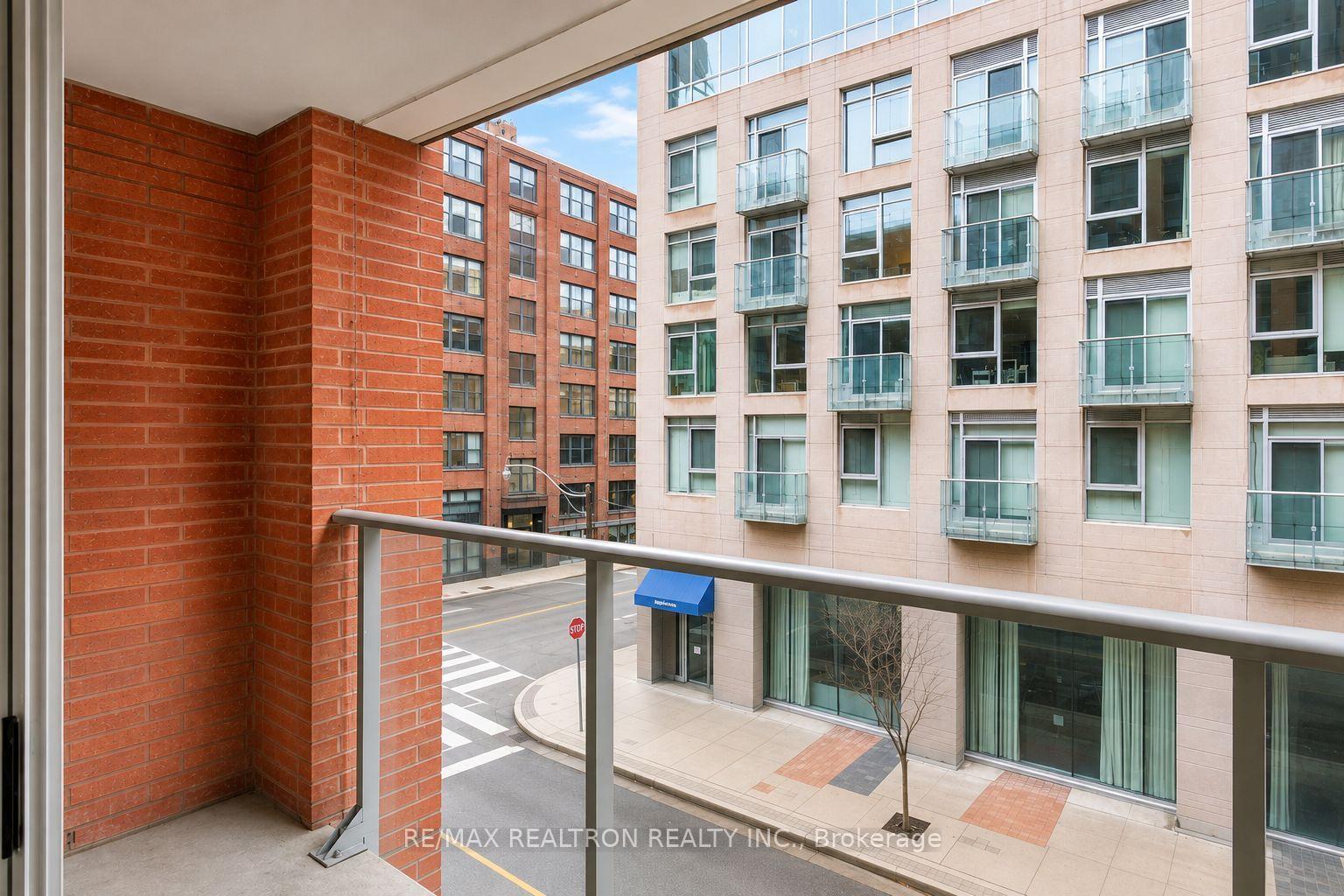 Photo 15 of Unit 309, 21 Nelson Street, Toronto, Waterfront Communities — HOMEH