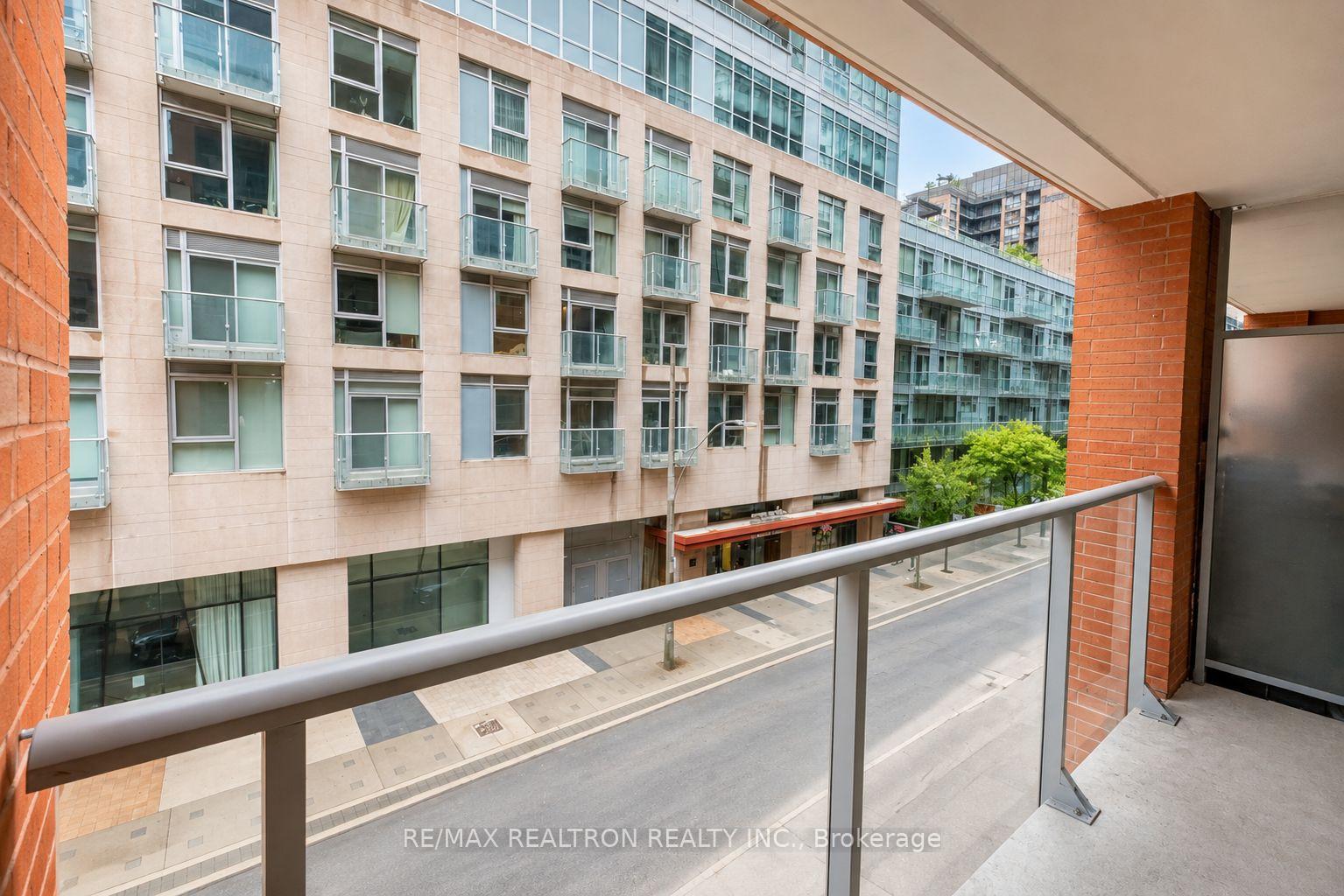 Photo 16 of Unit 309, 21 Nelson Street, Toronto, Waterfront Communities — HOMEH