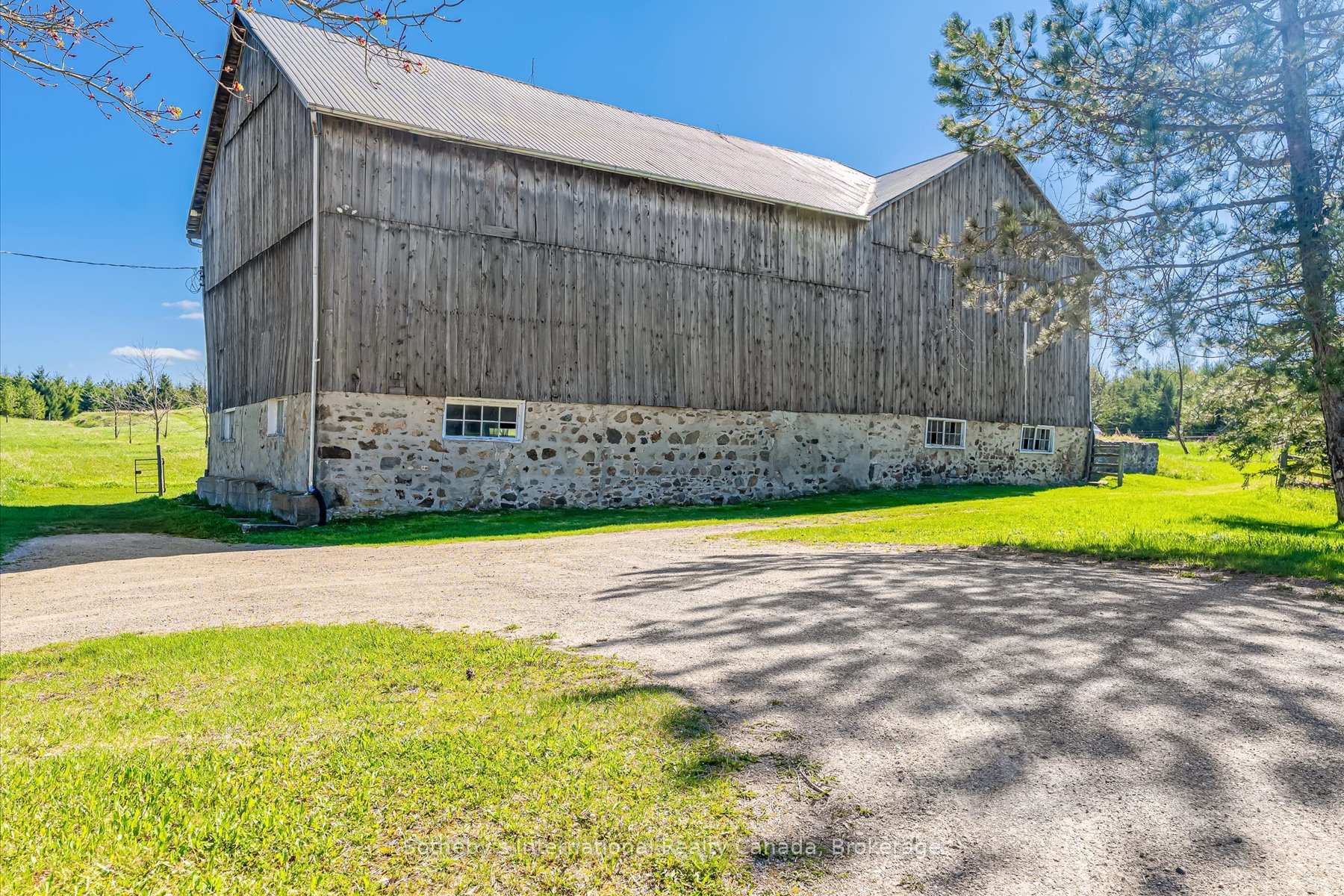 Photo 41 of 717218 1st Line E EHS E, Mulmur, Rural Mulmur — HOMEH
