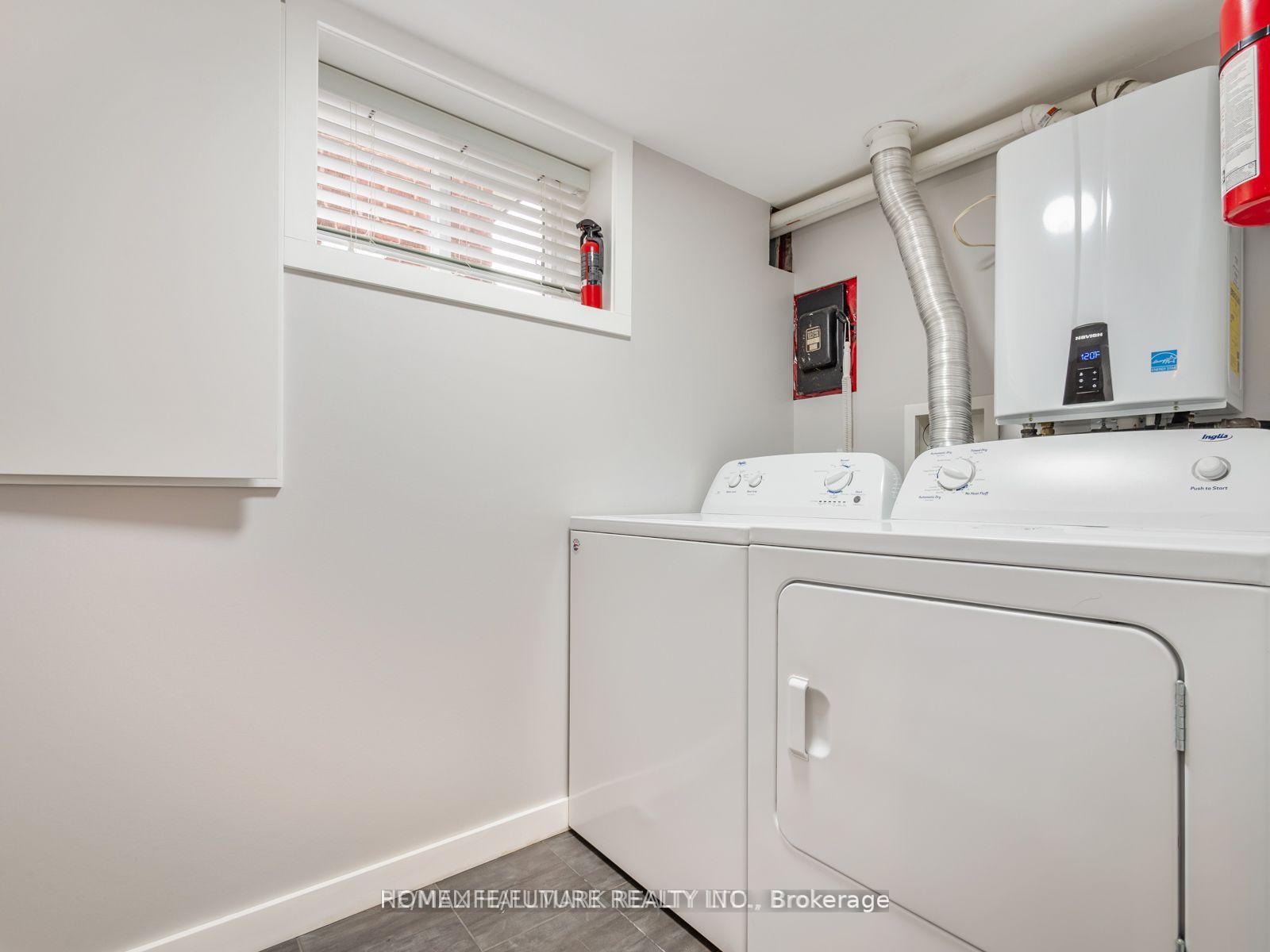 Photo 7 of Unit #BSMT, 30 Coe Hill Drive, Toronto, High Park-Swansea — HOMEH