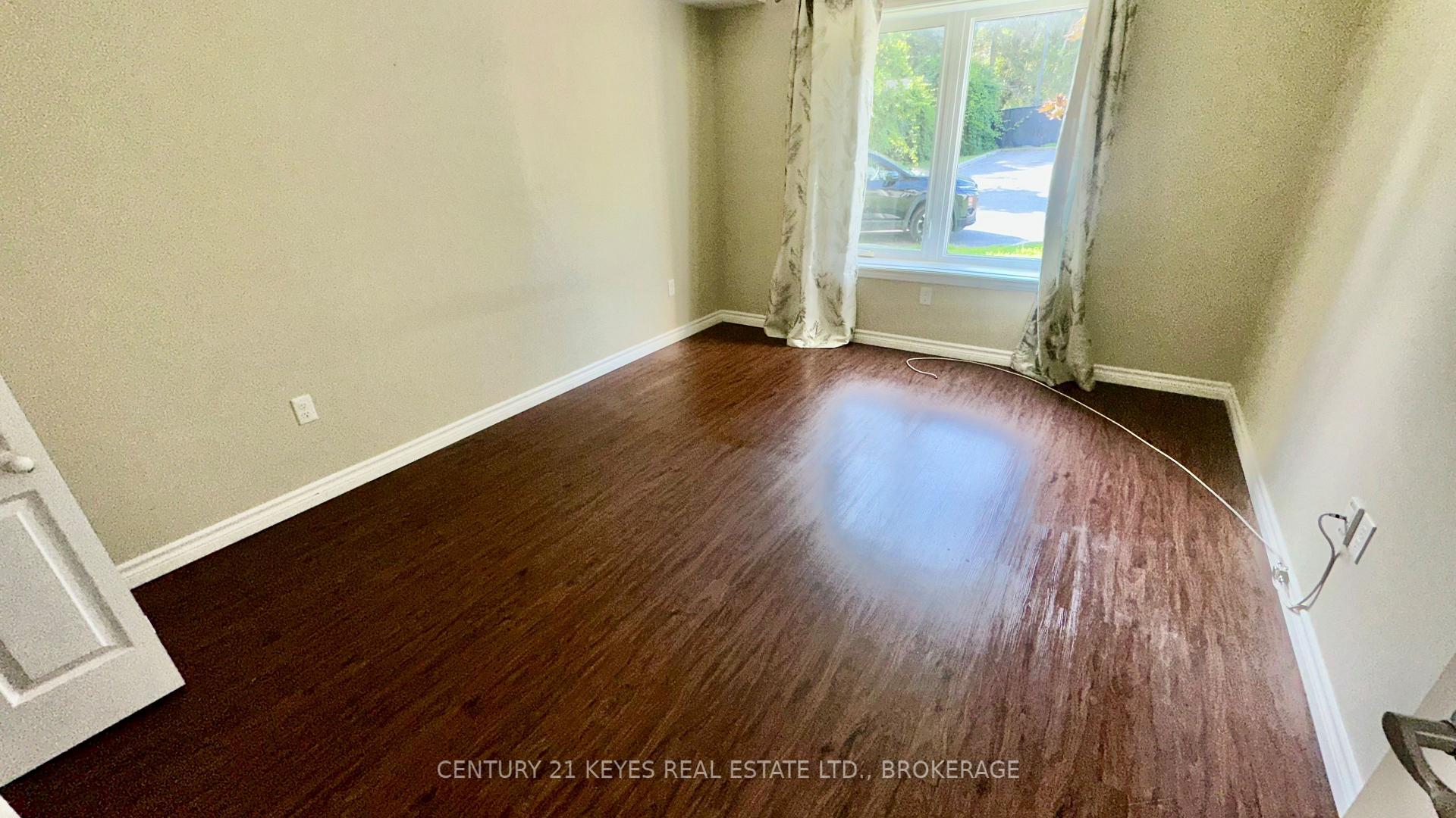 Photo 5 of Unit 101, 665 King Street W, Gananoque, Gananoque — HOMEH