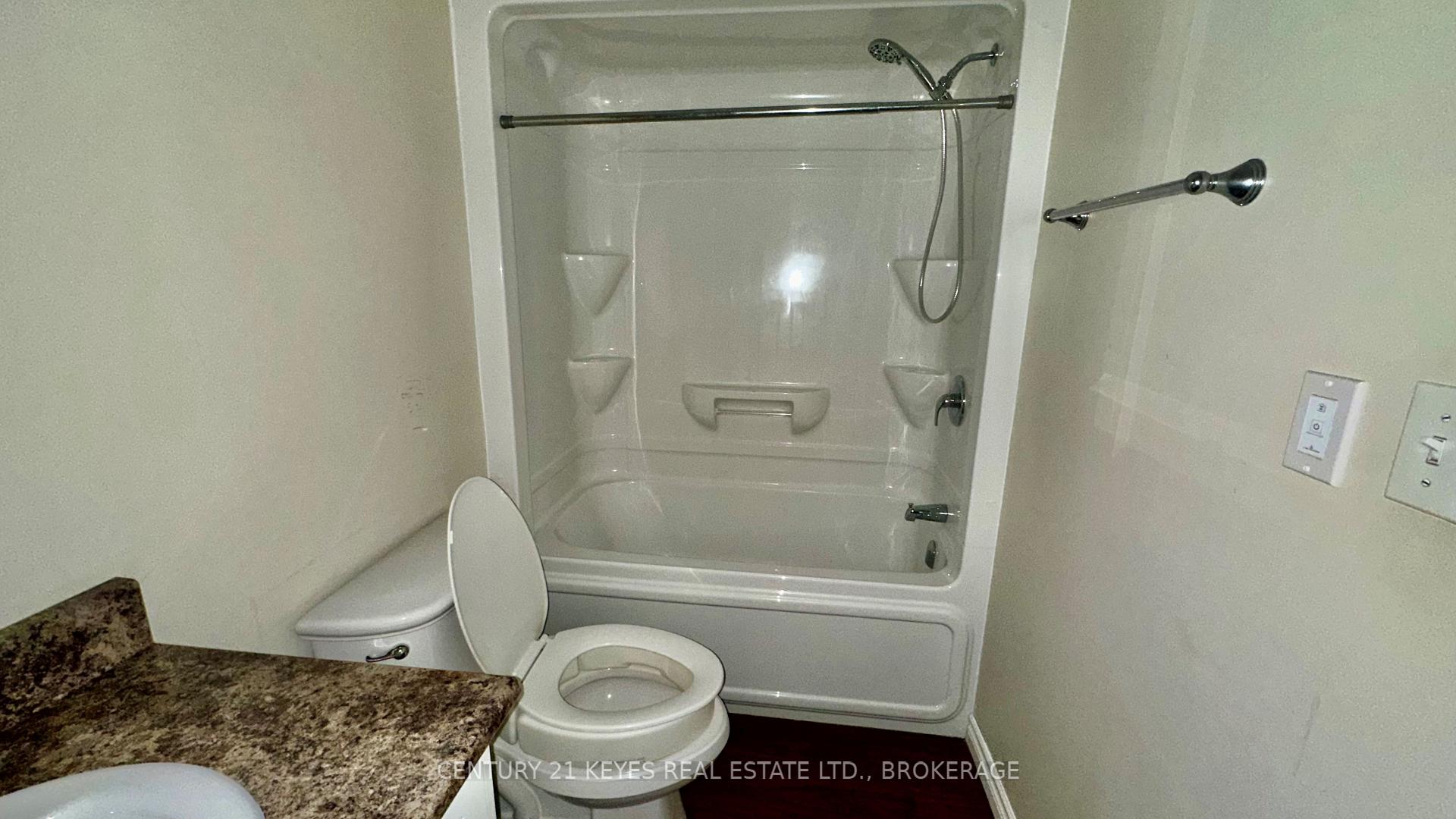 Photo 10 of Unit 101, 665 King Street W, Gananoque, Gananoque — HOMEH