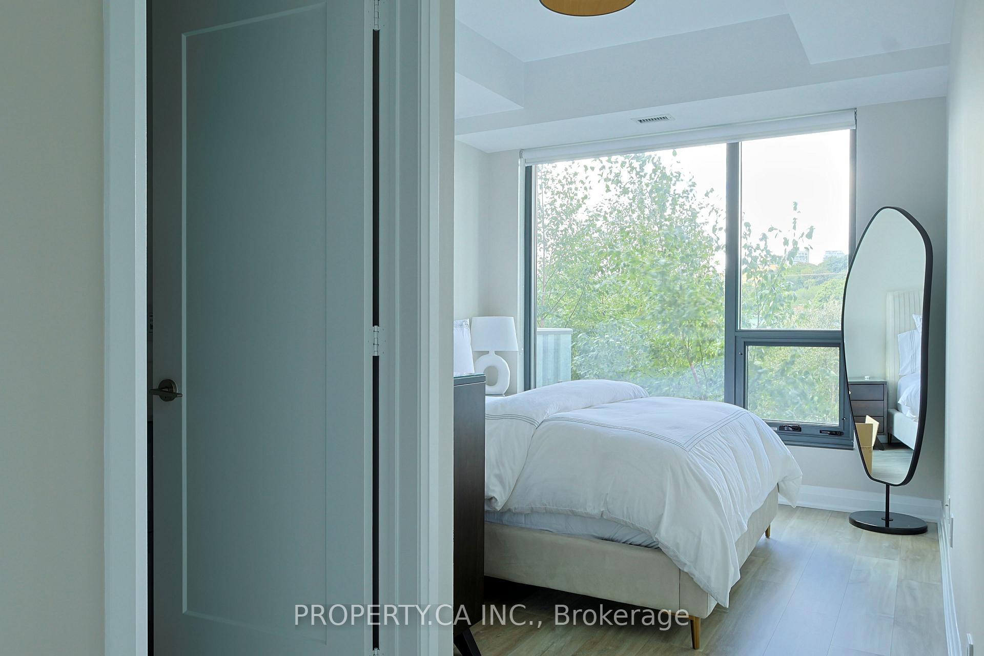Photo 11 of Unit 424, 280 Howland Avenue, Toronto, The Annex — HOMEH