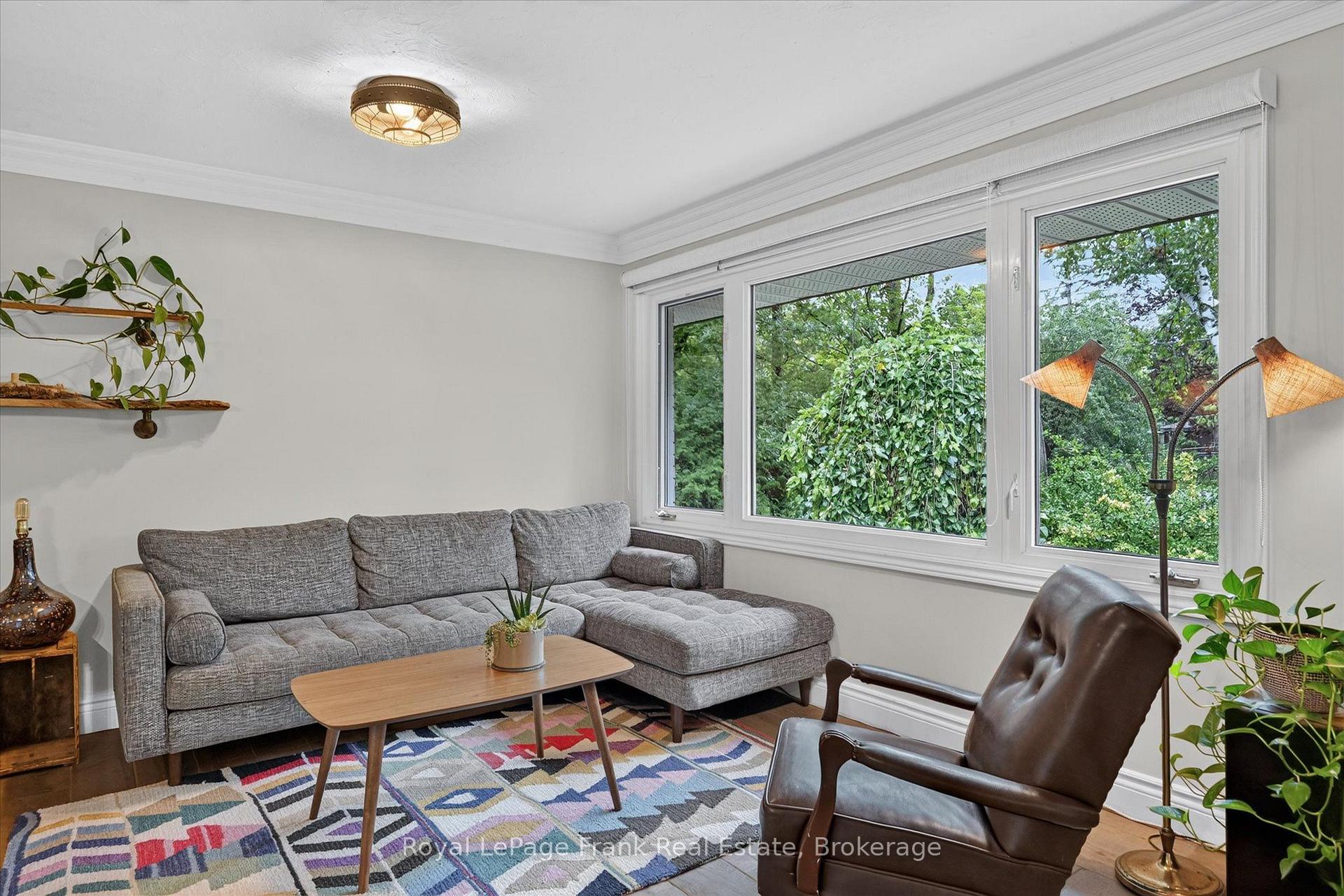 Photo 12 of 298 Cottonwood Drive, Peterborough, Monaghan Ward 2 — HOMEH