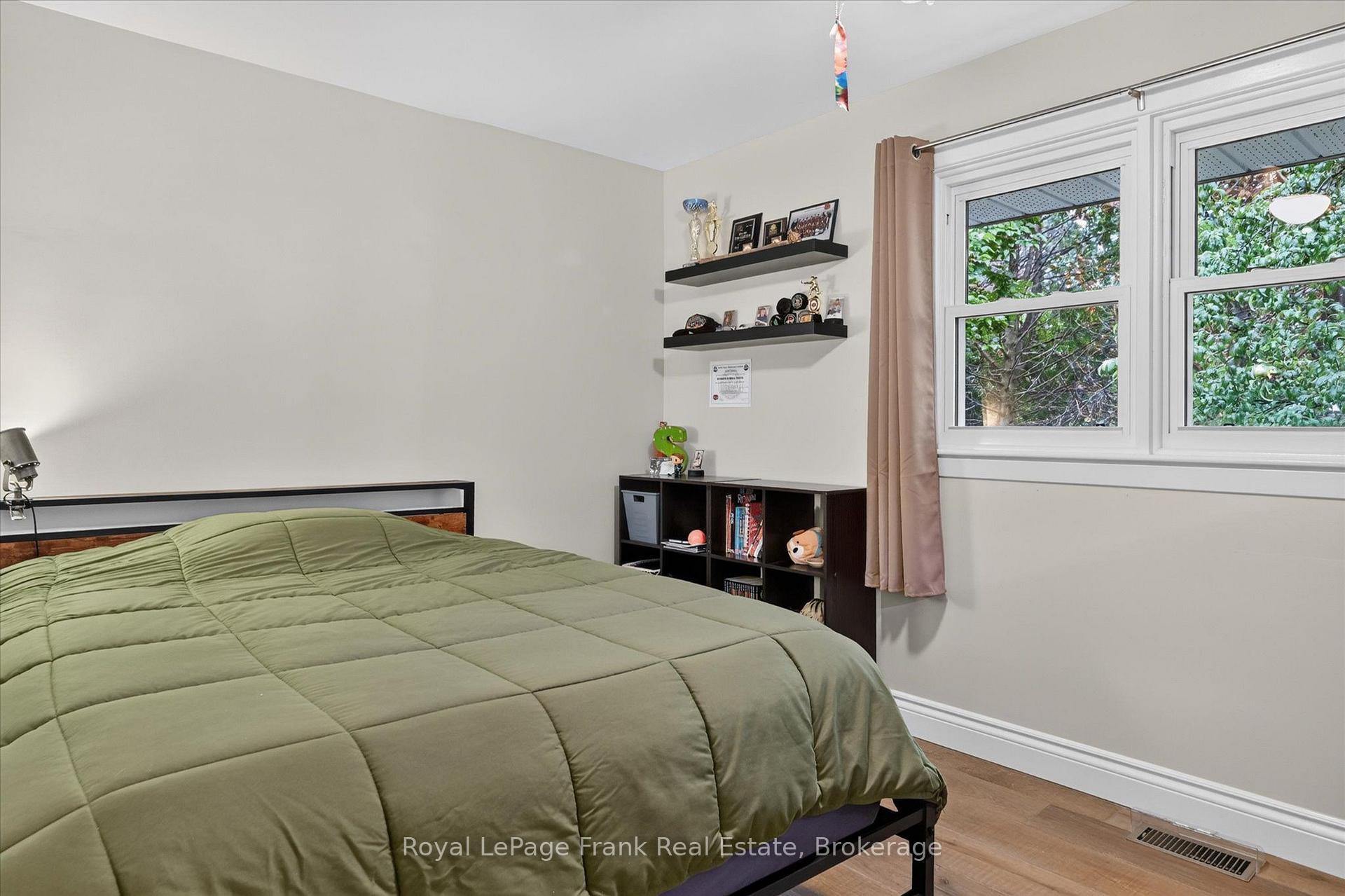 Photo 19 of 298 Cottonwood Drive, Peterborough, Monaghan Ward 2 — HOMEH