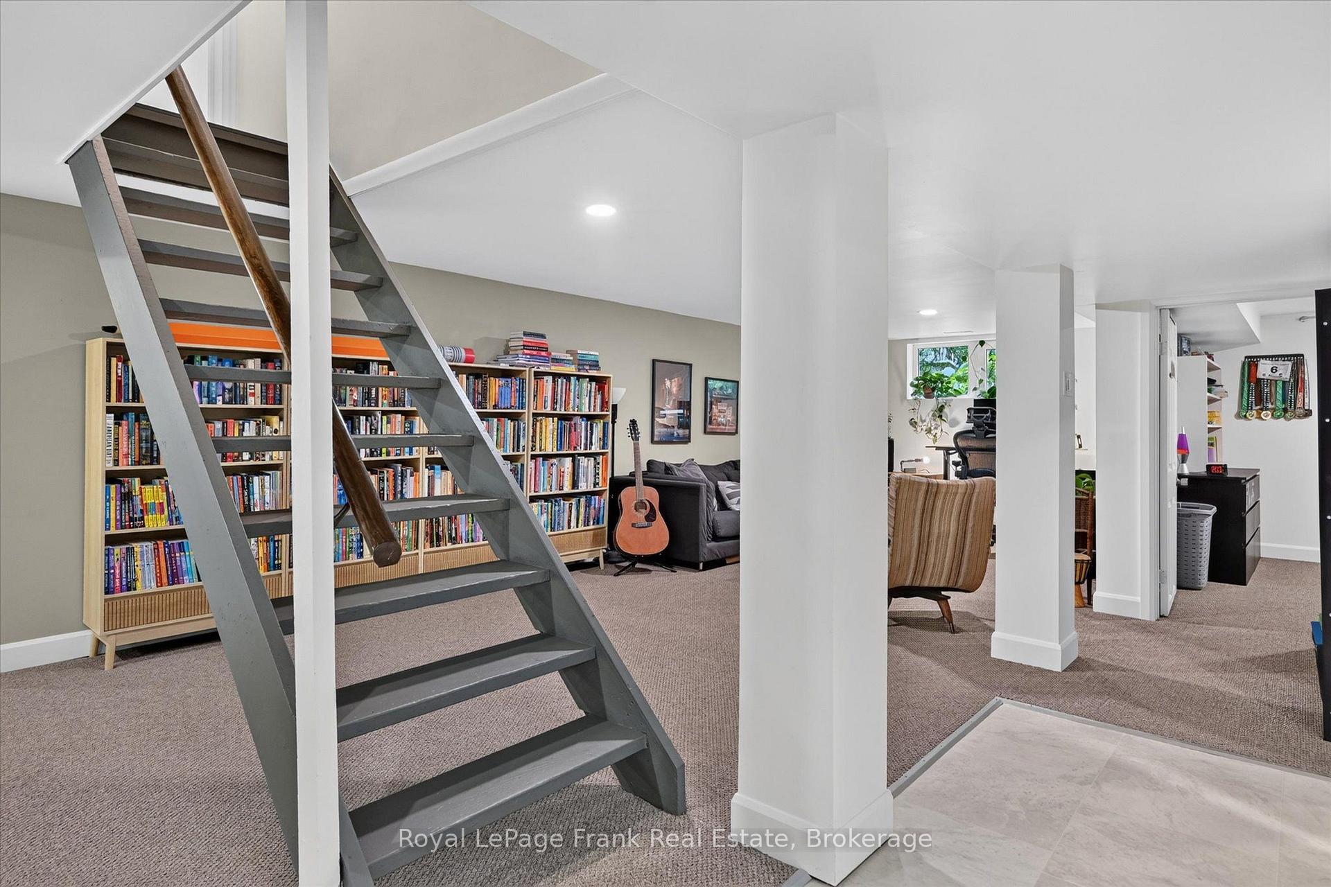 Photo 21 of 298 Cottonwood Drive, Peterborough, Monaghan Ward 2 — HOMEH