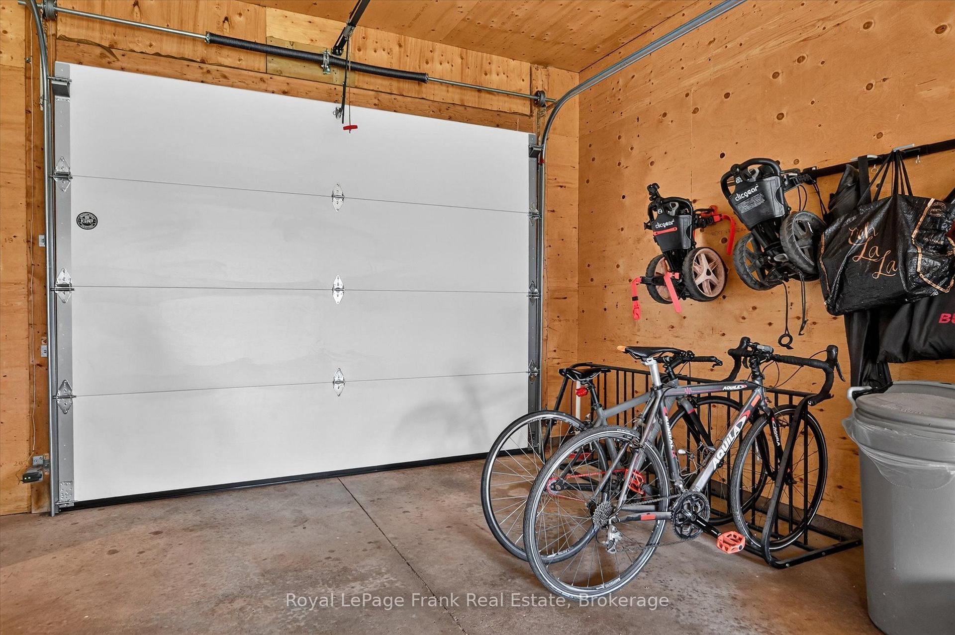 Photo 32 of 298 Cottonwood Drive, Peterborough, Monaghan Ward 2 — HOMEH