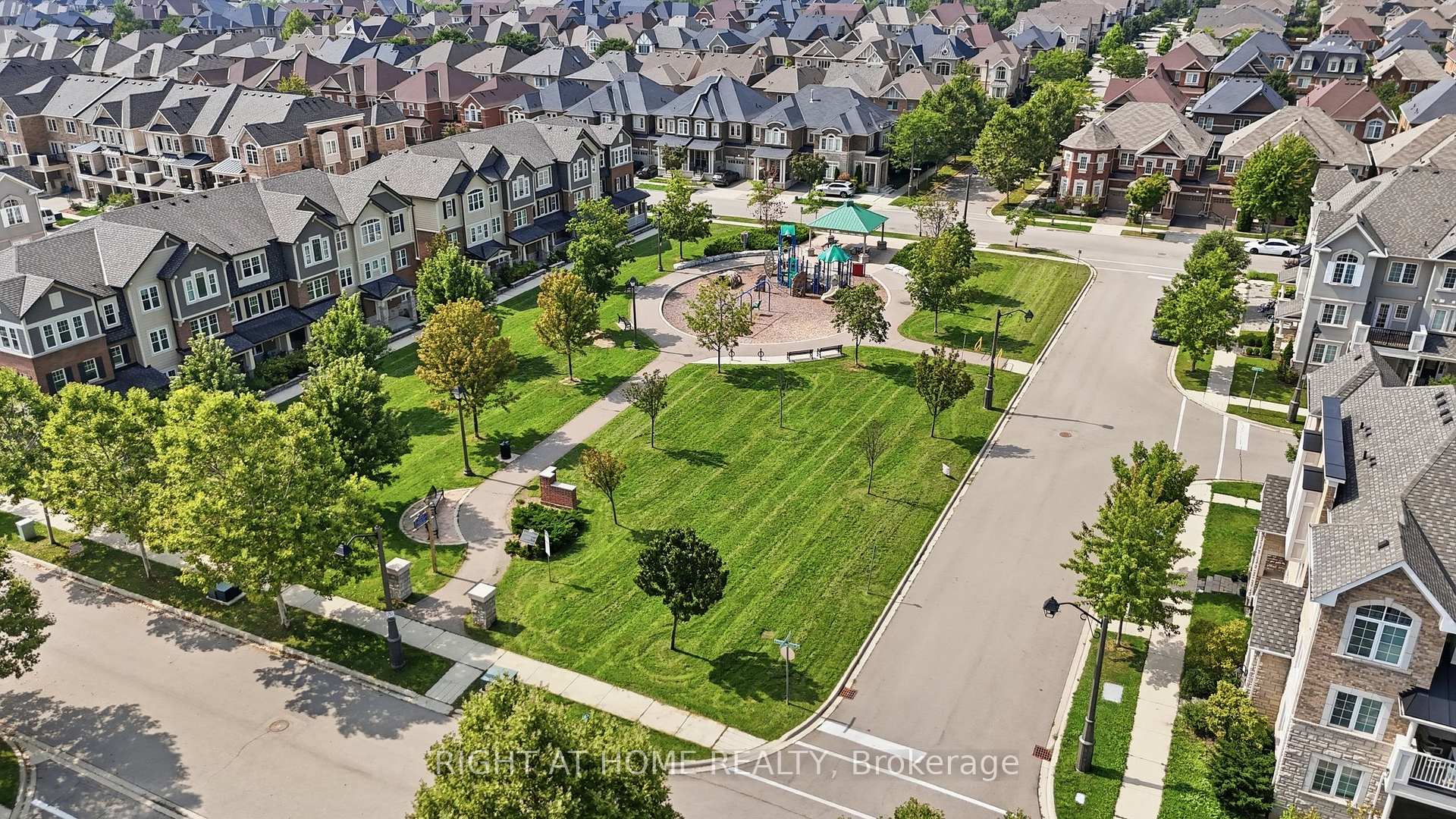 Photo 5 of 283 Ellen Davidson Drive, Oakville, Glenorchy — HOMEH
