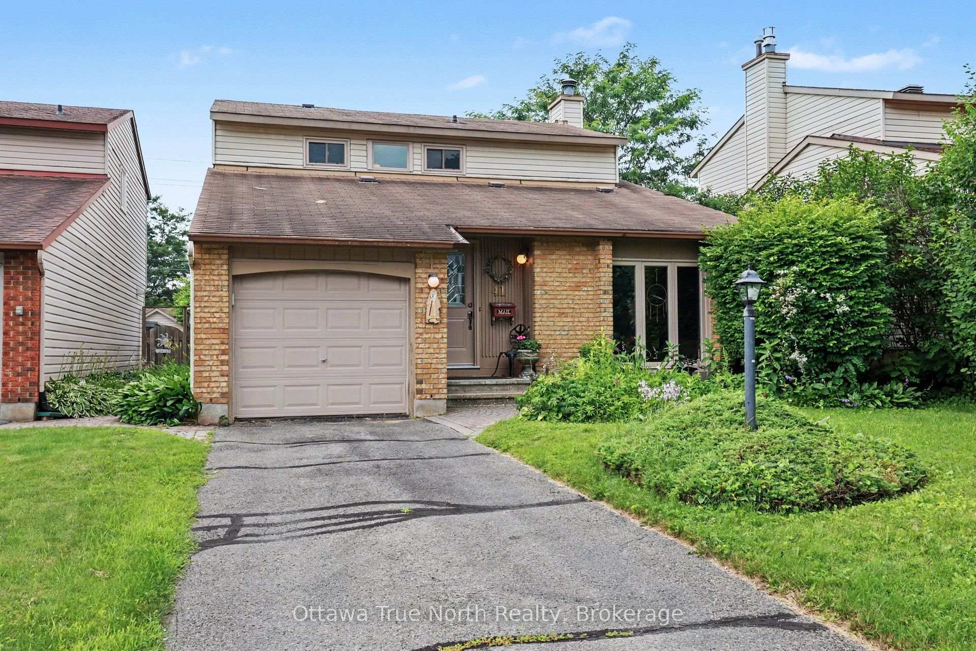 Photo 1 of 41 Aldgate Crescent, Ottawa, Barrhaven - Pheasant Run — HOMEH