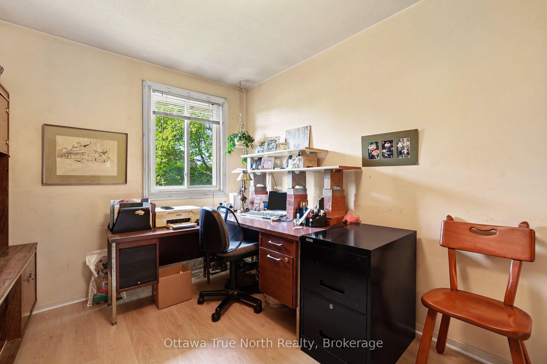 Photo 16 of 41 Aldgate Crescent, Ottawa, Barrhaven - Pheasant Run — HOMEH