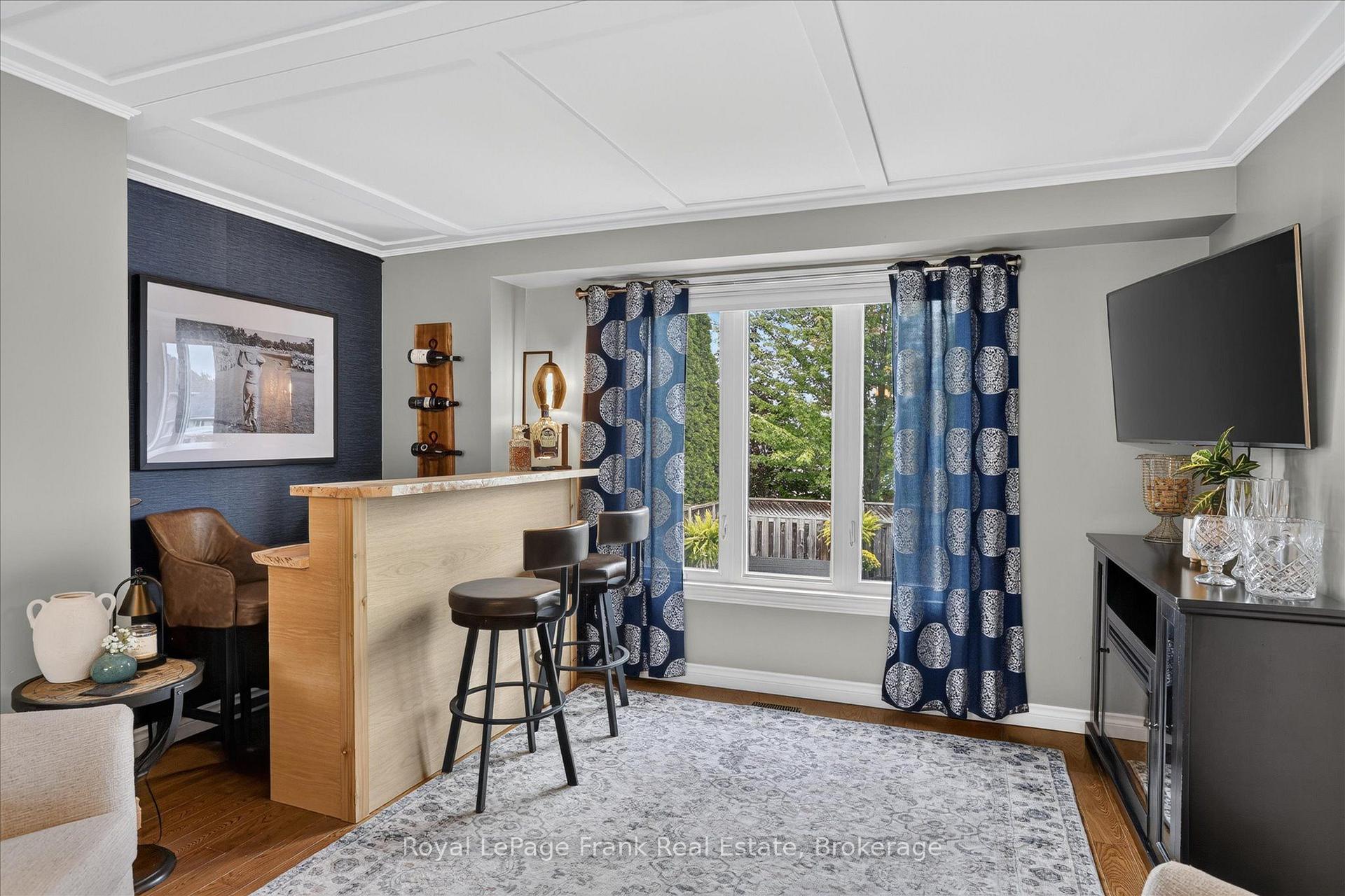 Photo 7 of 3124 Frances Stewart Road, Peterborough, Ashburnham Ward 4 — HOMEH