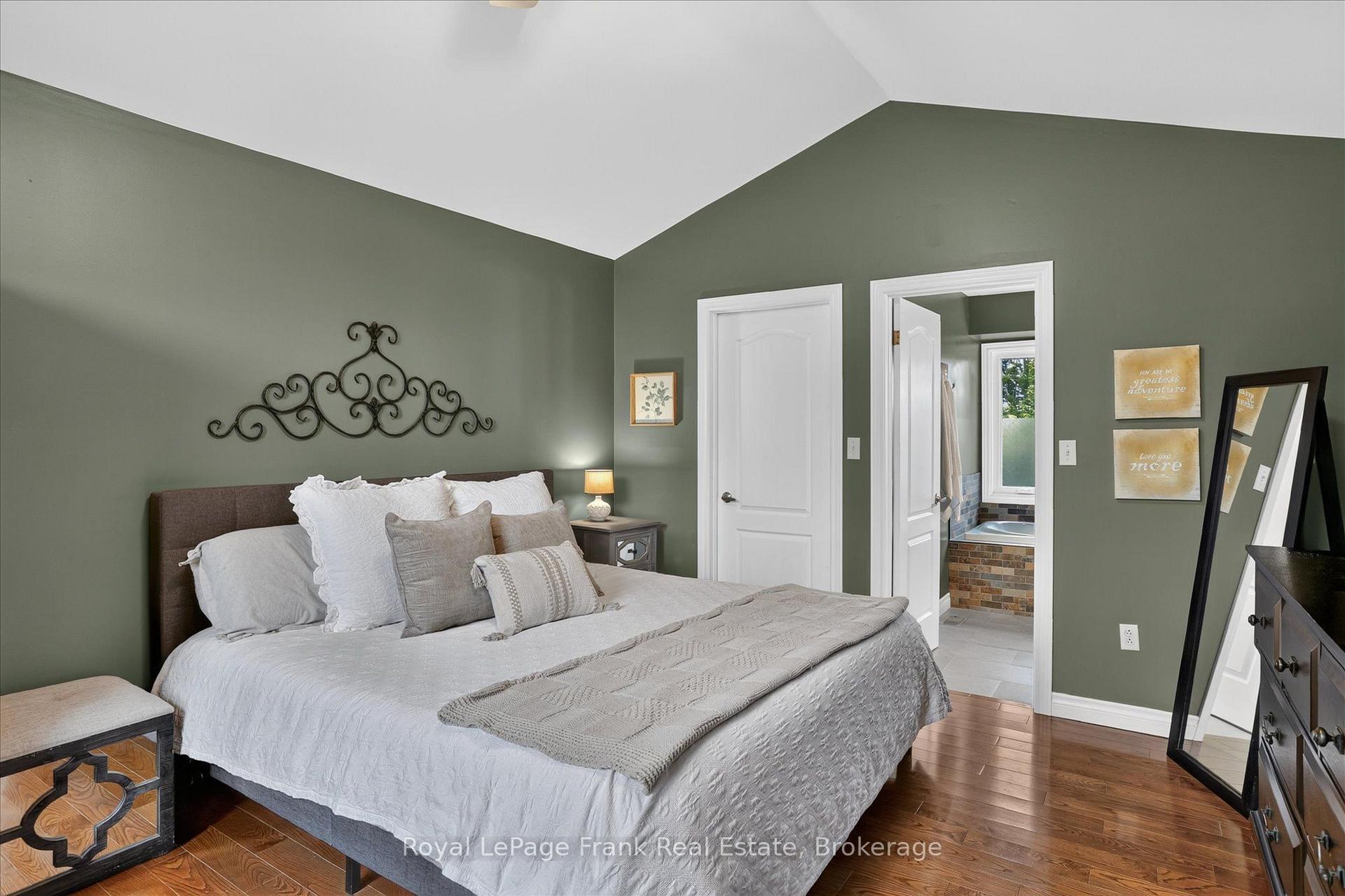 Photo 21 of 3124 Frances Stewart Road, Peterborough, Ashburnham Ward 4 — HOMEH