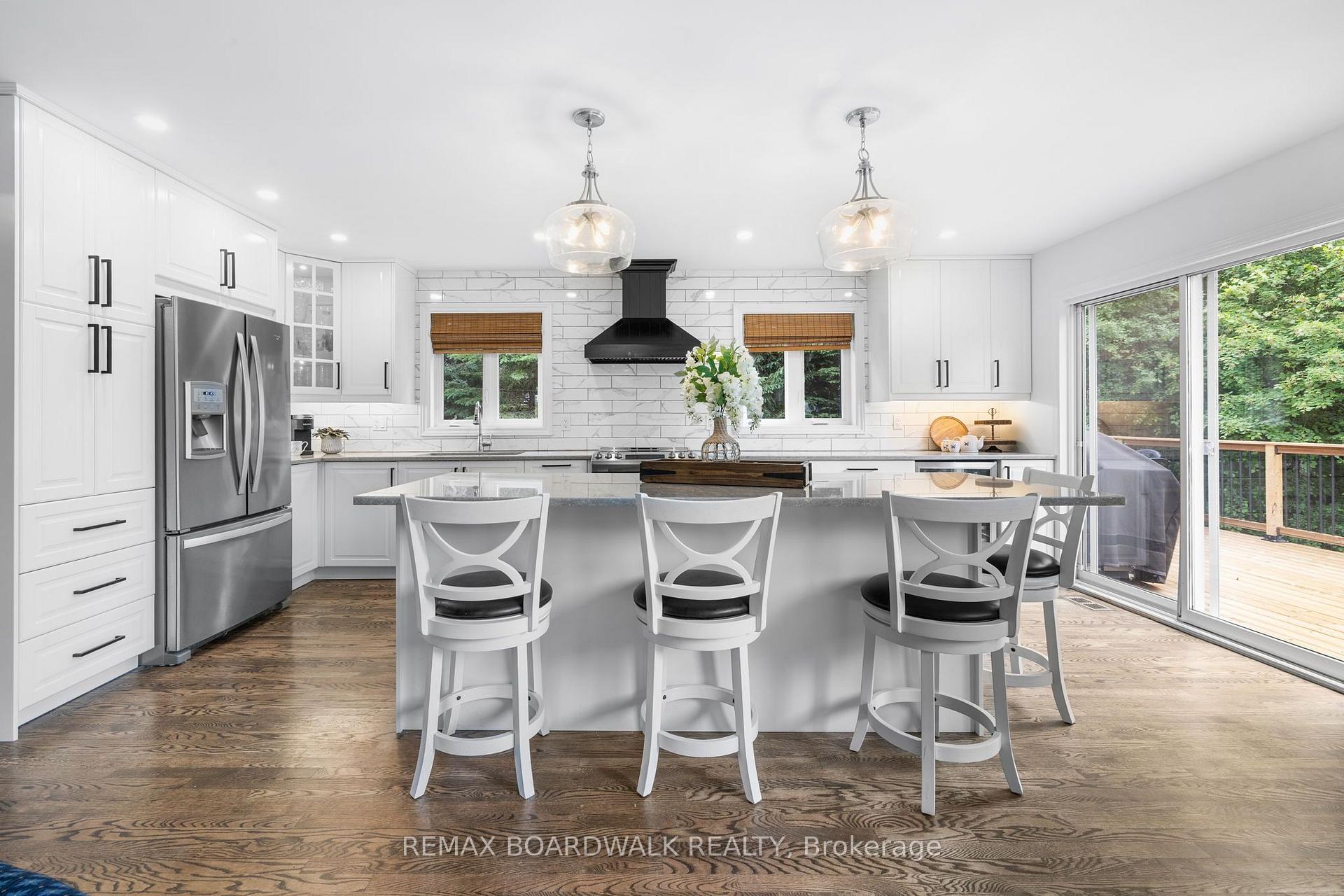 Photo 12 of 154 Catherine Avenue, Beckwith, Beckwith Twp — HOMEH