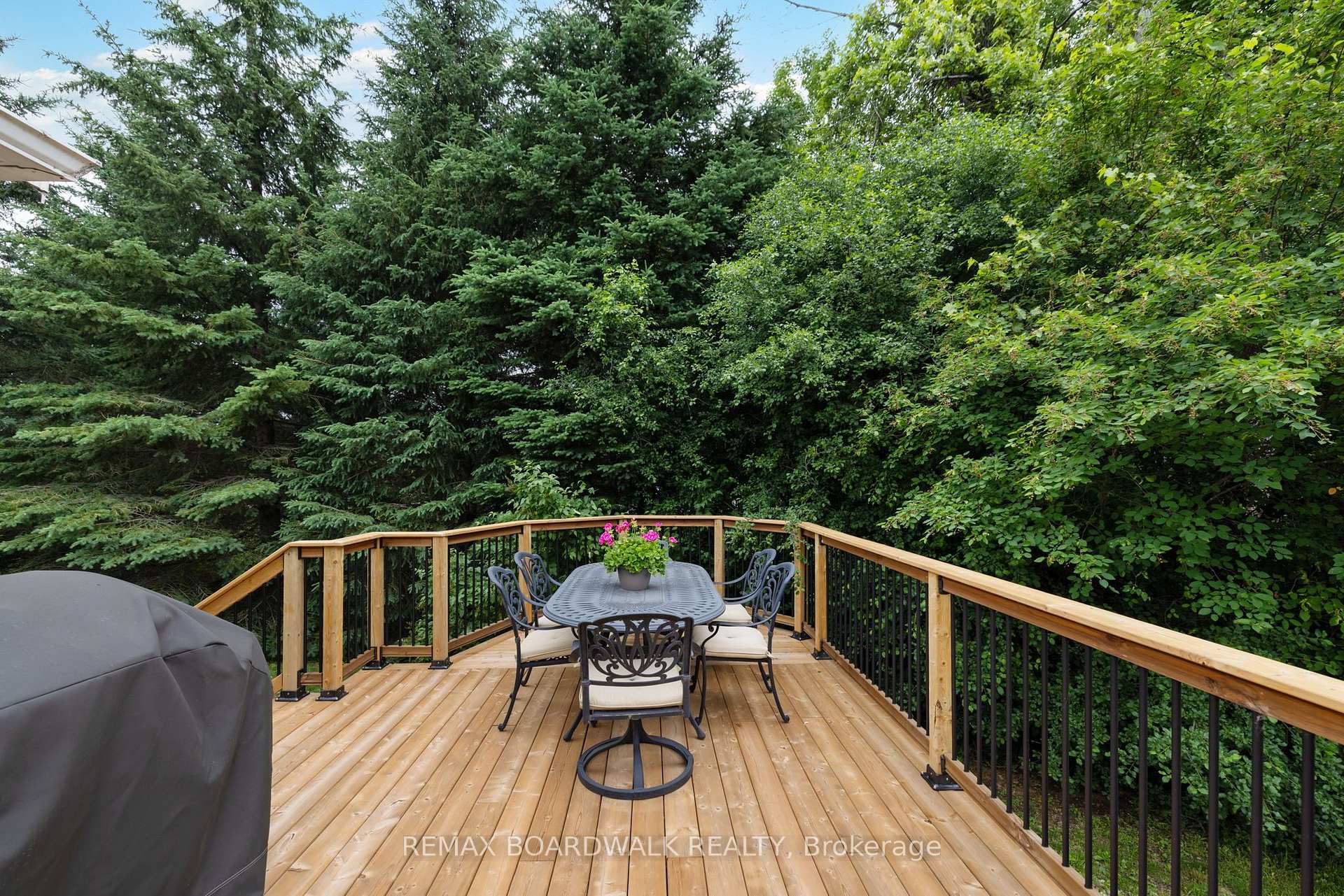 Photo 32 of 154 Catherine Avenue, Beckwith, Beckwith Twp — HOMEH