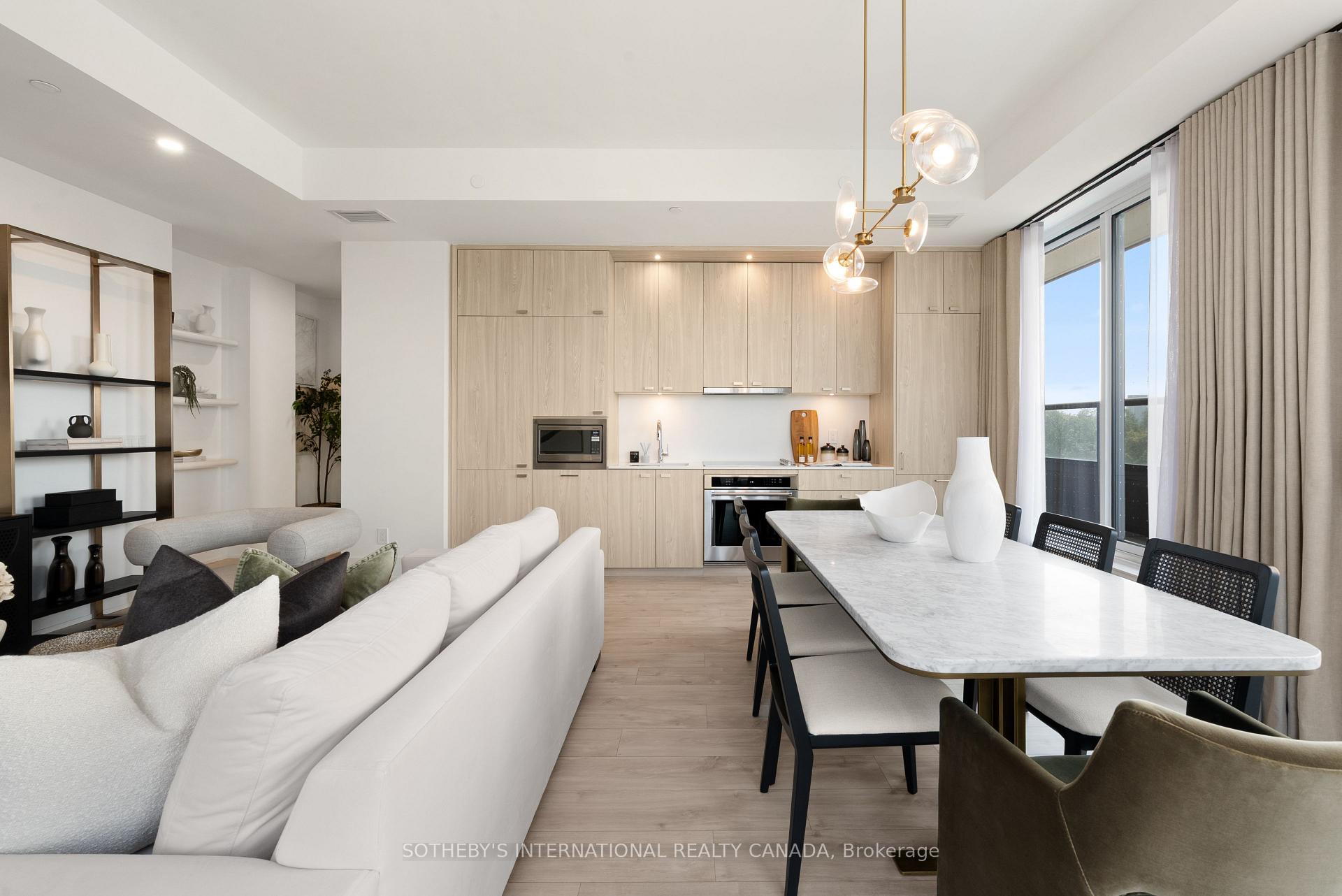 Photo of Unit 512, 115 Denison Avenue