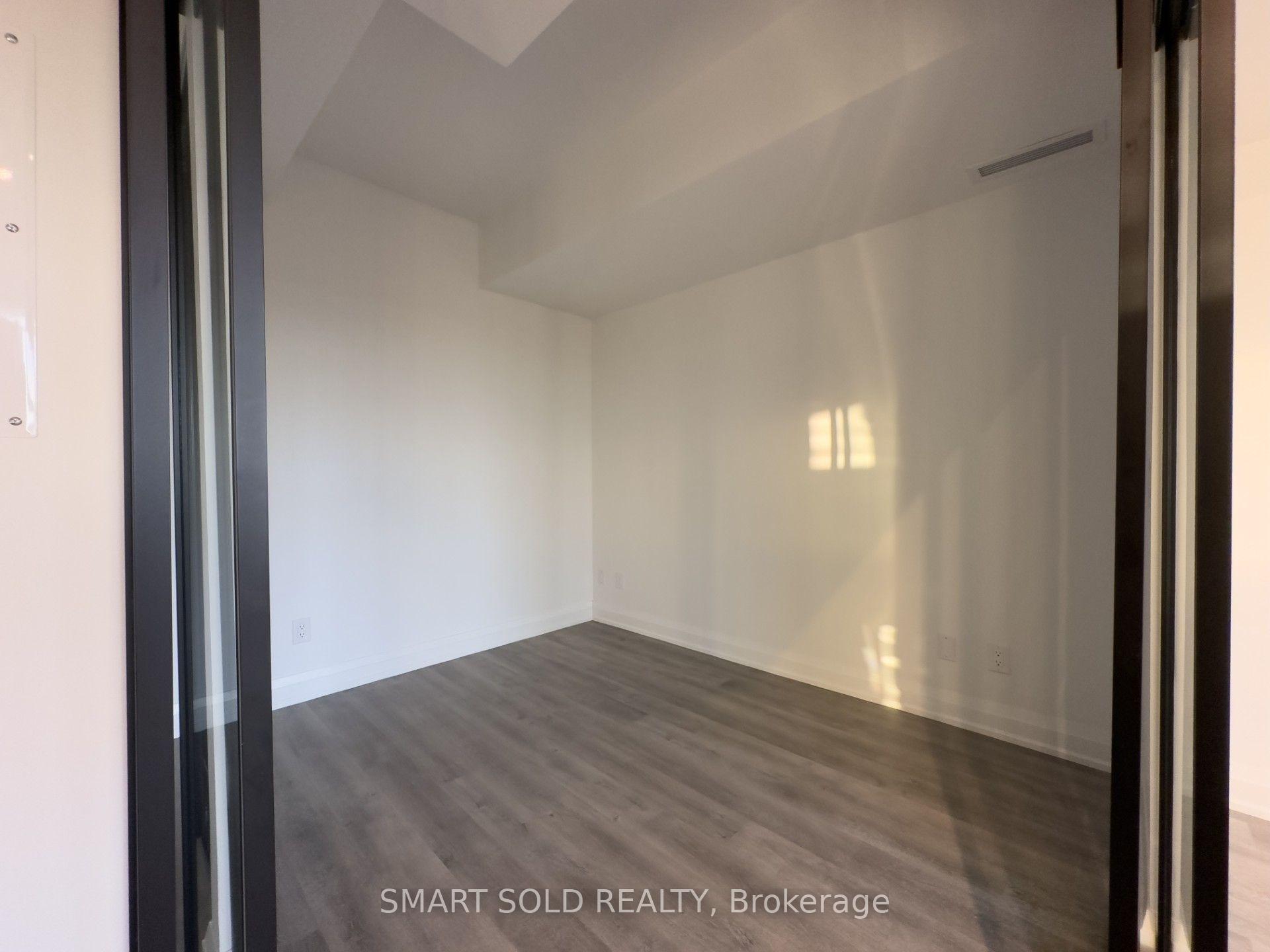 Photo 7 of Unit 704, 2369 Danforth Avenue, Toronto, East End-Danforth — HOMEH