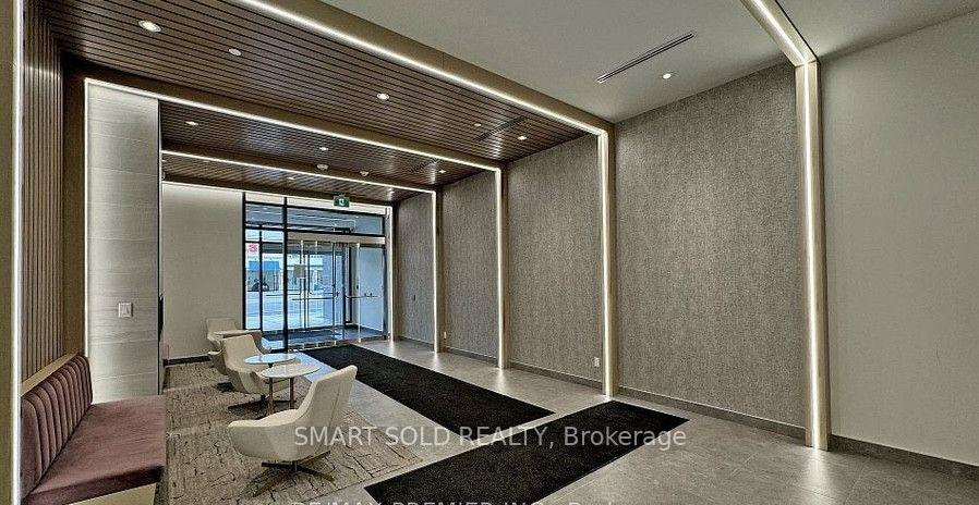 Photo 9 of Unit 704, 2369 Danforth Avenue, Toronto, East End-Danforth — HOMEH