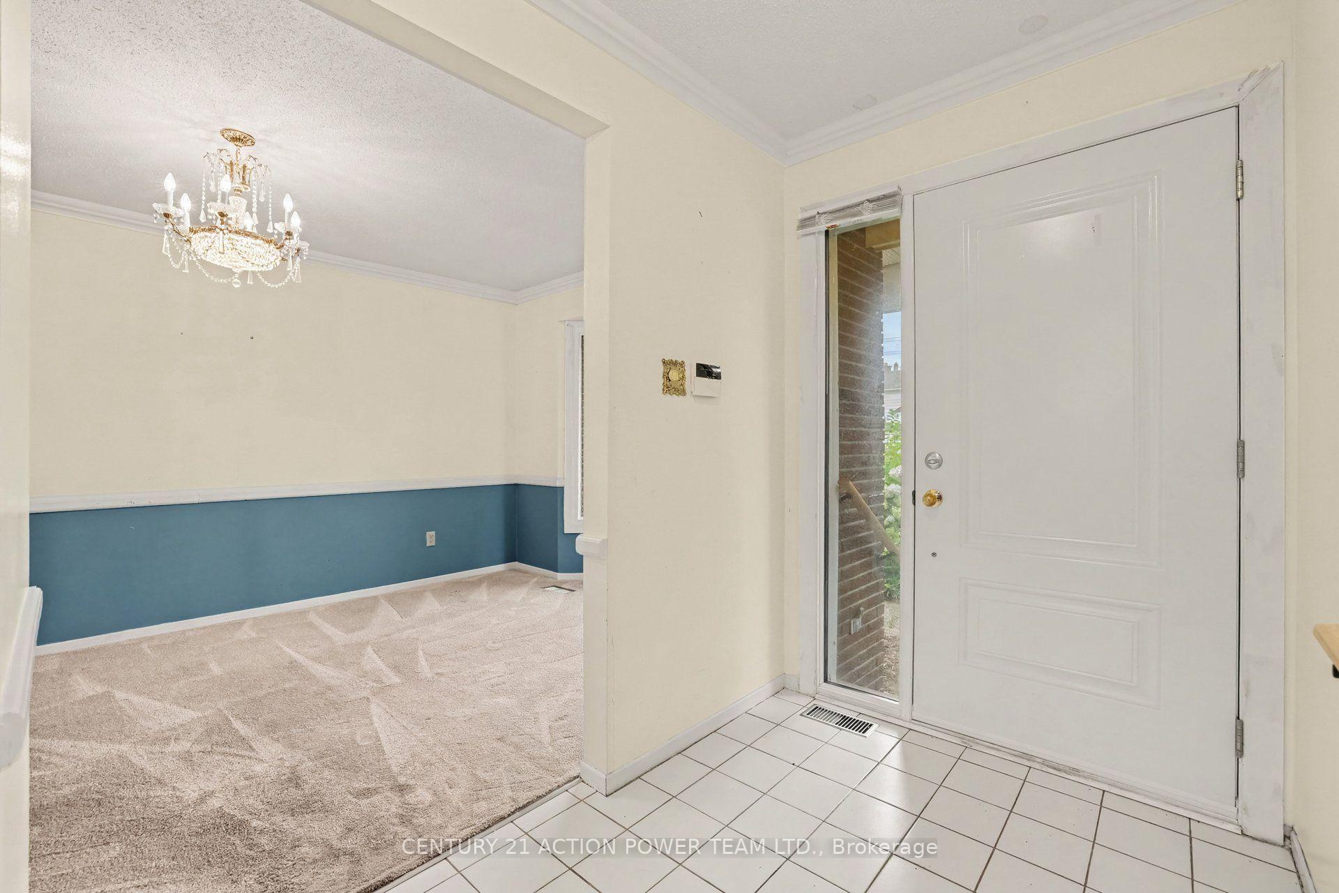 Photo 4 of 11 Riding Way, Ottawa, Kanata - Bridlewood — HOMEH