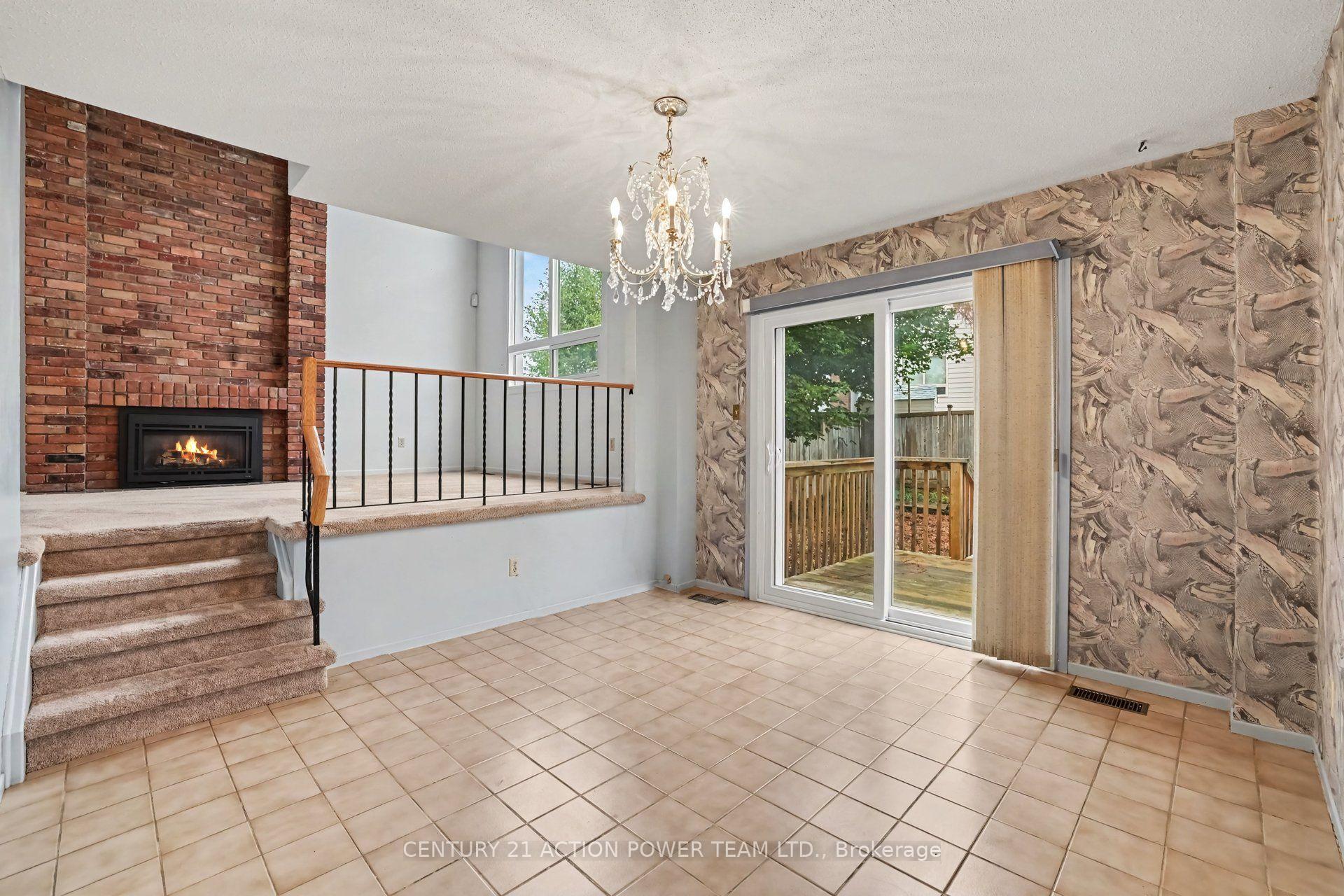Photo 13 of 11 Riding Way, Ottawa, Kanata - Bridlewood — HOMEH