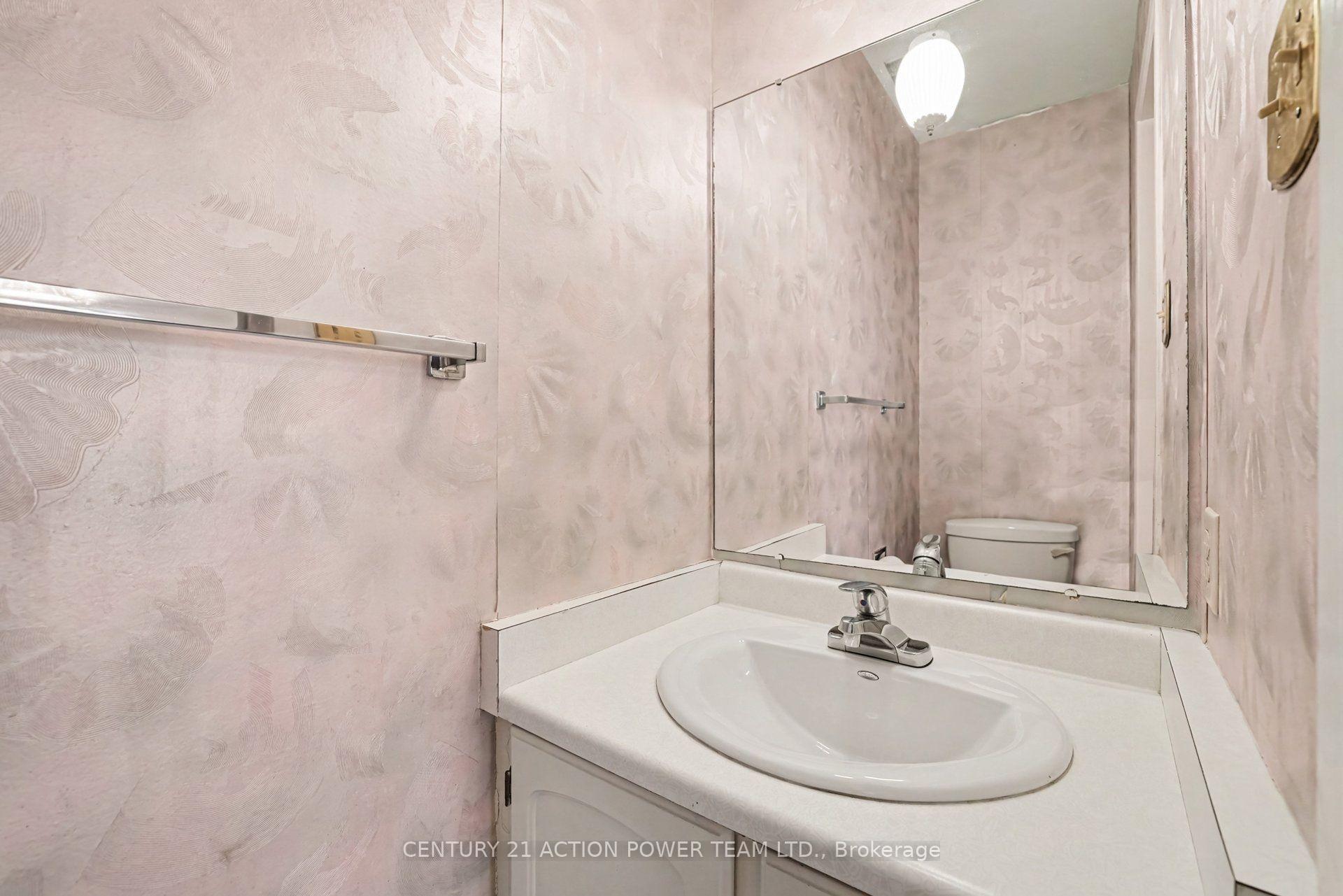 Photo 21 of 11 Riding Way, Ottawa, Kanata - Bridlewood — HOMEH