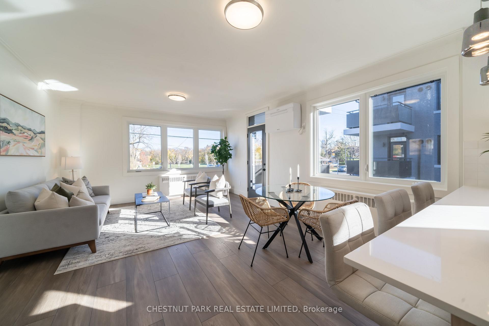 Photo 4 of Unit 2, 1476 Avenue Road, Toronto, Englemount-Lawrence — HOMEH