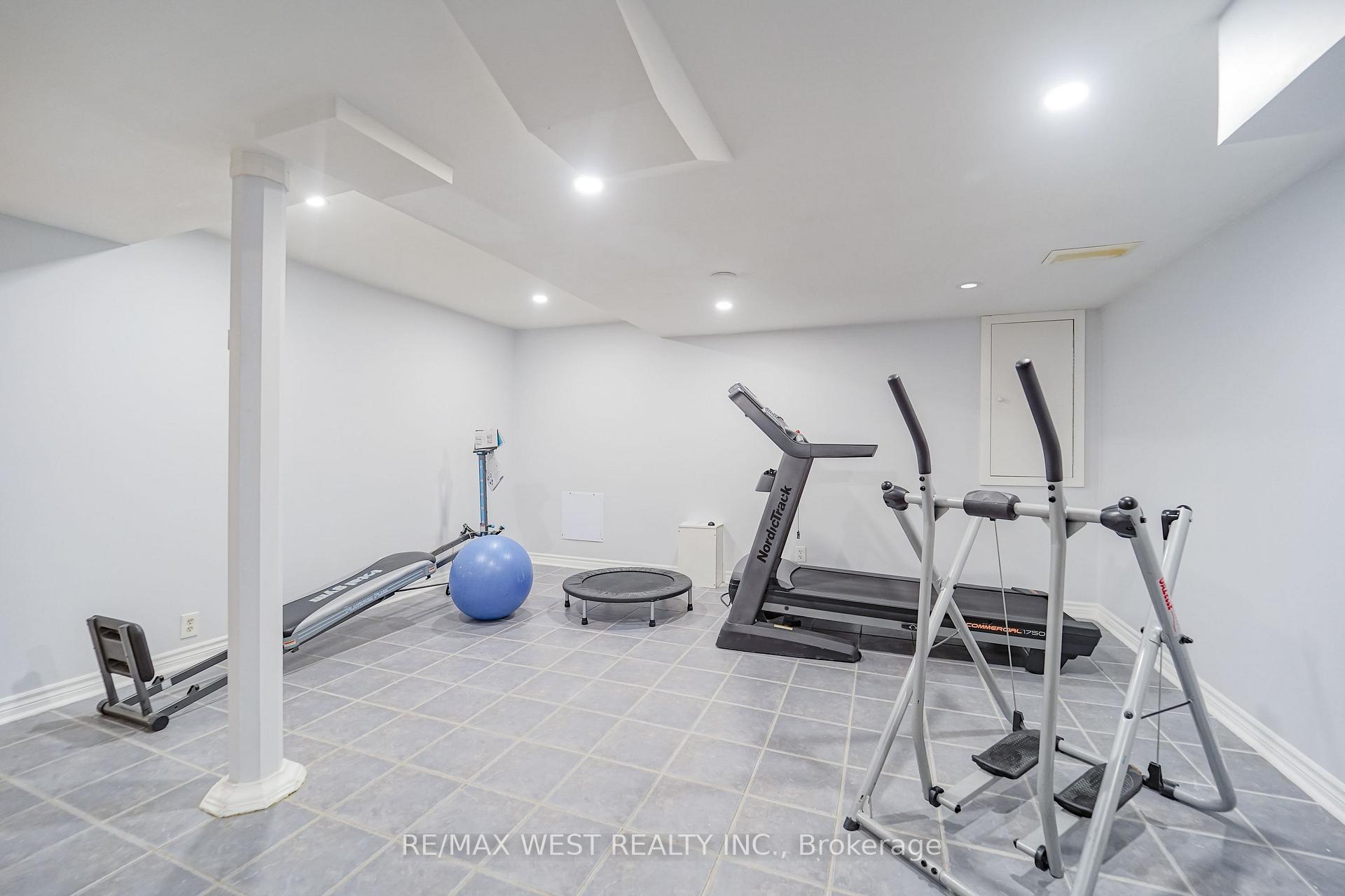 Photo 14 of 24 Royal Valley Drive, Caledon, Rural Caledon — HOMEH