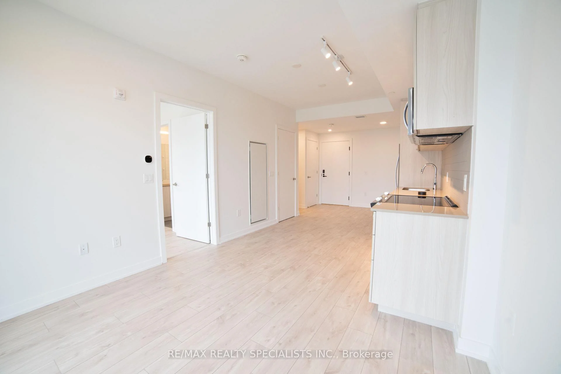 Photo 10 of Unit 711, 740 Whitlock Avenue, Milton, Cobban — HOMEH