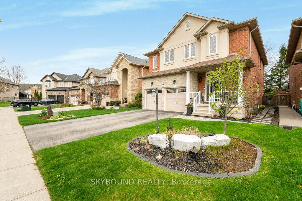 Photo 2 of 365 Valridge Drive, Hamilton, Ancaster — HOMEH