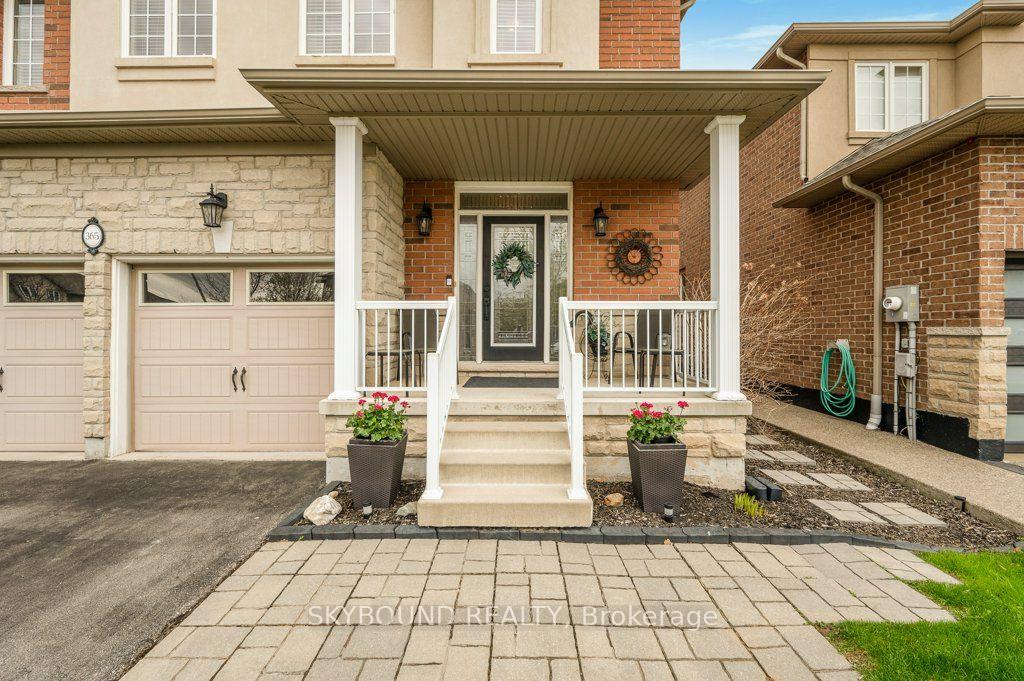 Photo 3 of 365 Valridge Drive, Hamilton, Ancaster — HOMEH