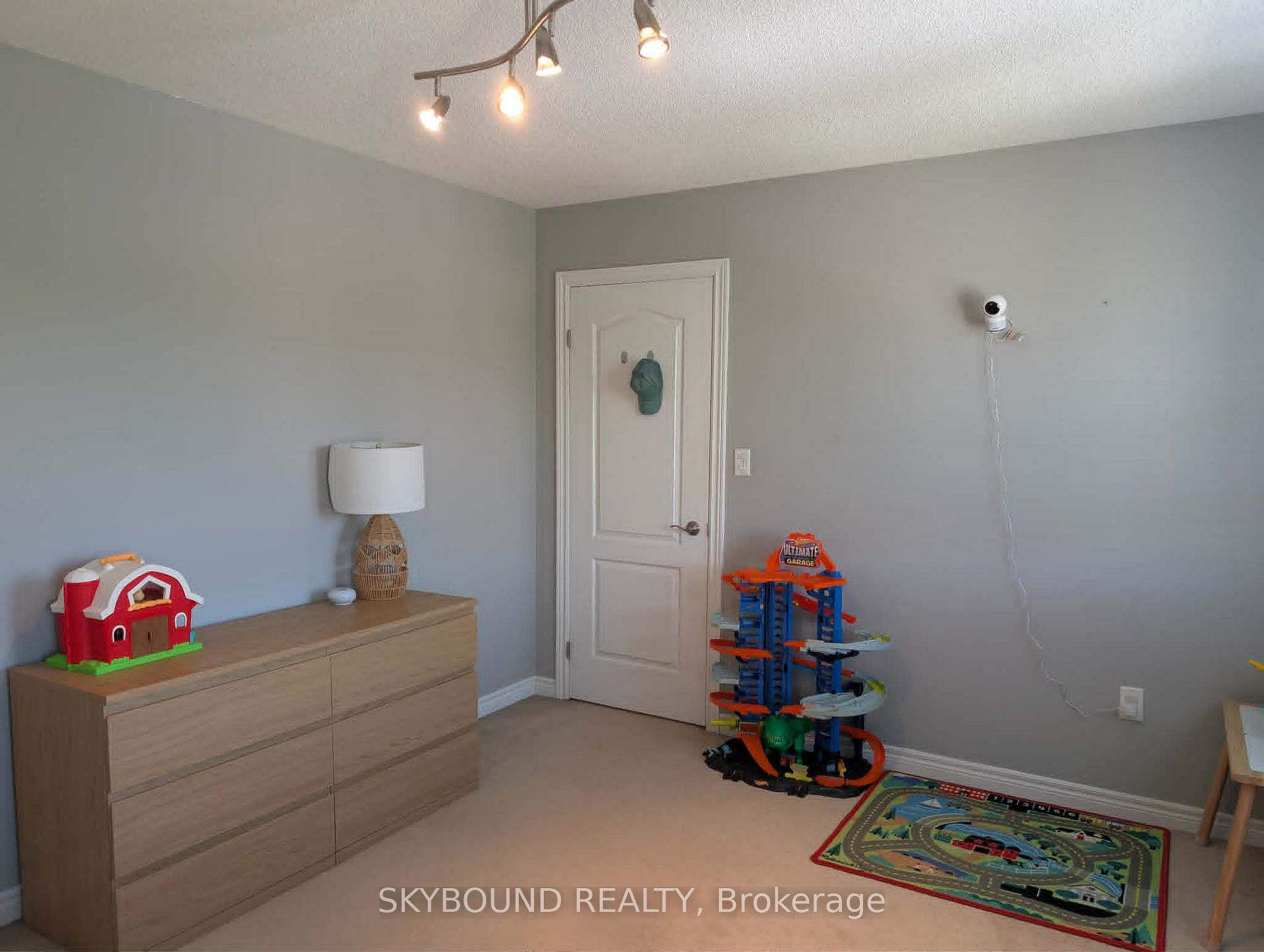 Photo 26 of 365 Valridge Drive, Hamilton, Ancaster — HOMEH