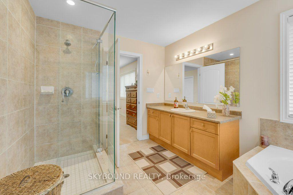 Photo 35 of 365 Valridge Drive, Hamilton, Ancaster — HOMEH
