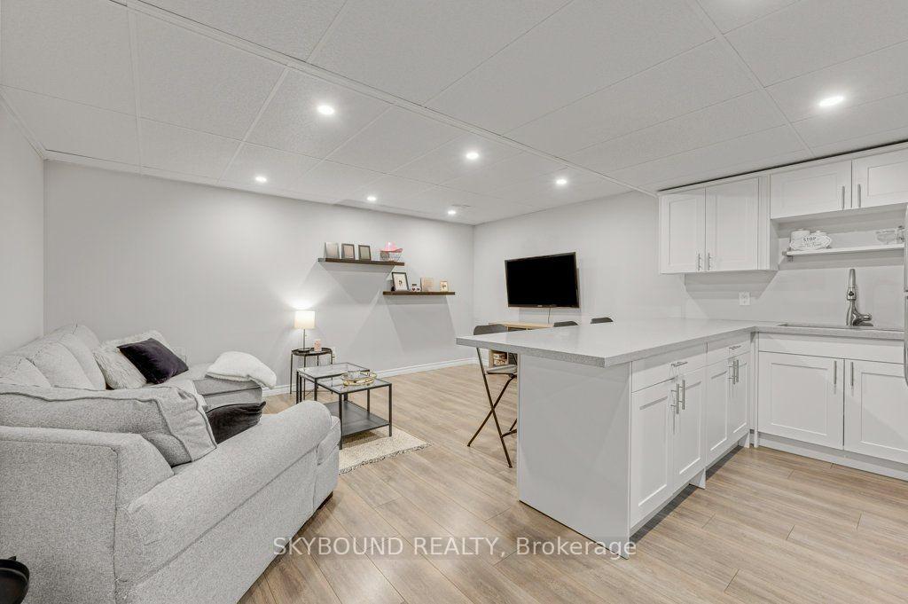 Photo 36 of 365 Valridge Drive, Hamilton, Ancaster — HOMEH