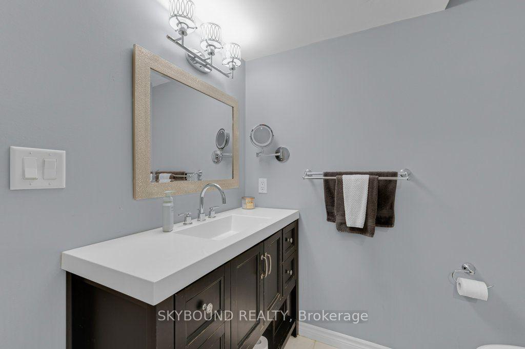 Photo 43 of 365 Valridge Drive, Hamilton, Ancaster — HOMEH