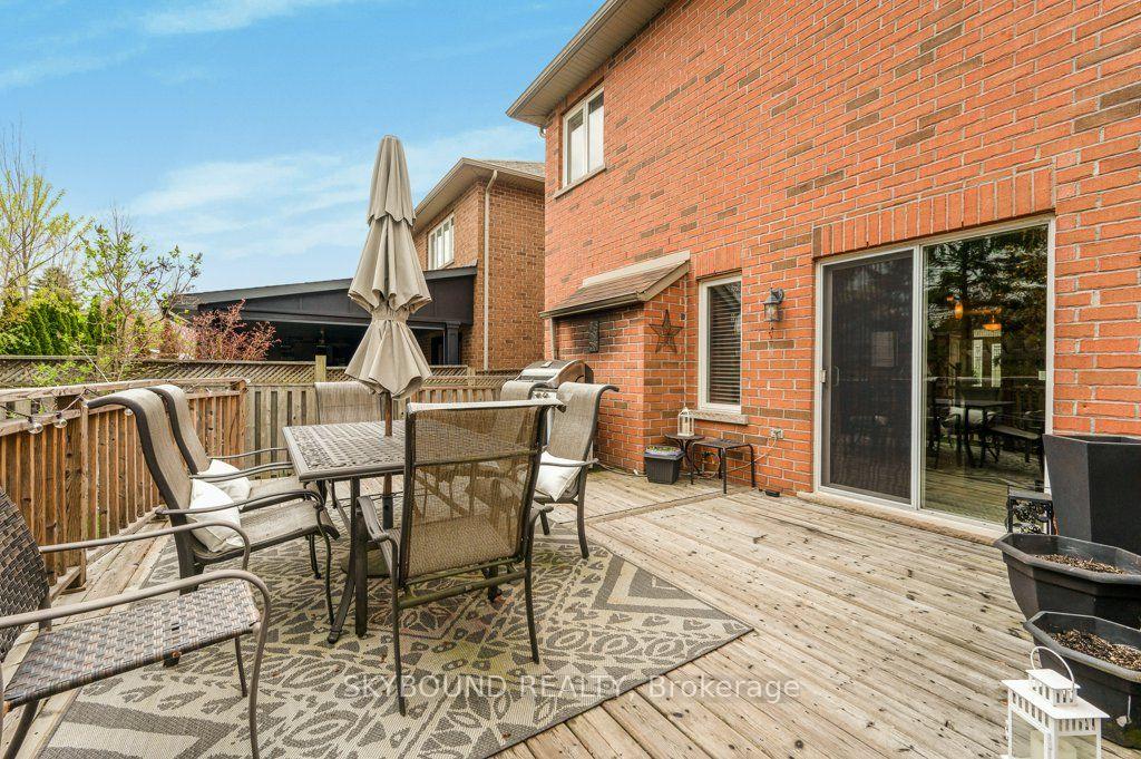 Photo 48 of 365 Valridge Drive, Hamilton, Ancaster — HOMEH