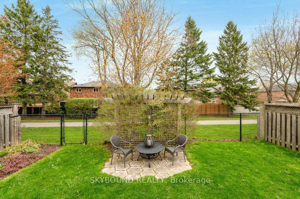Photo 49 of 365 Valridge Drive, Hamilton, Ancaster — HOMEH