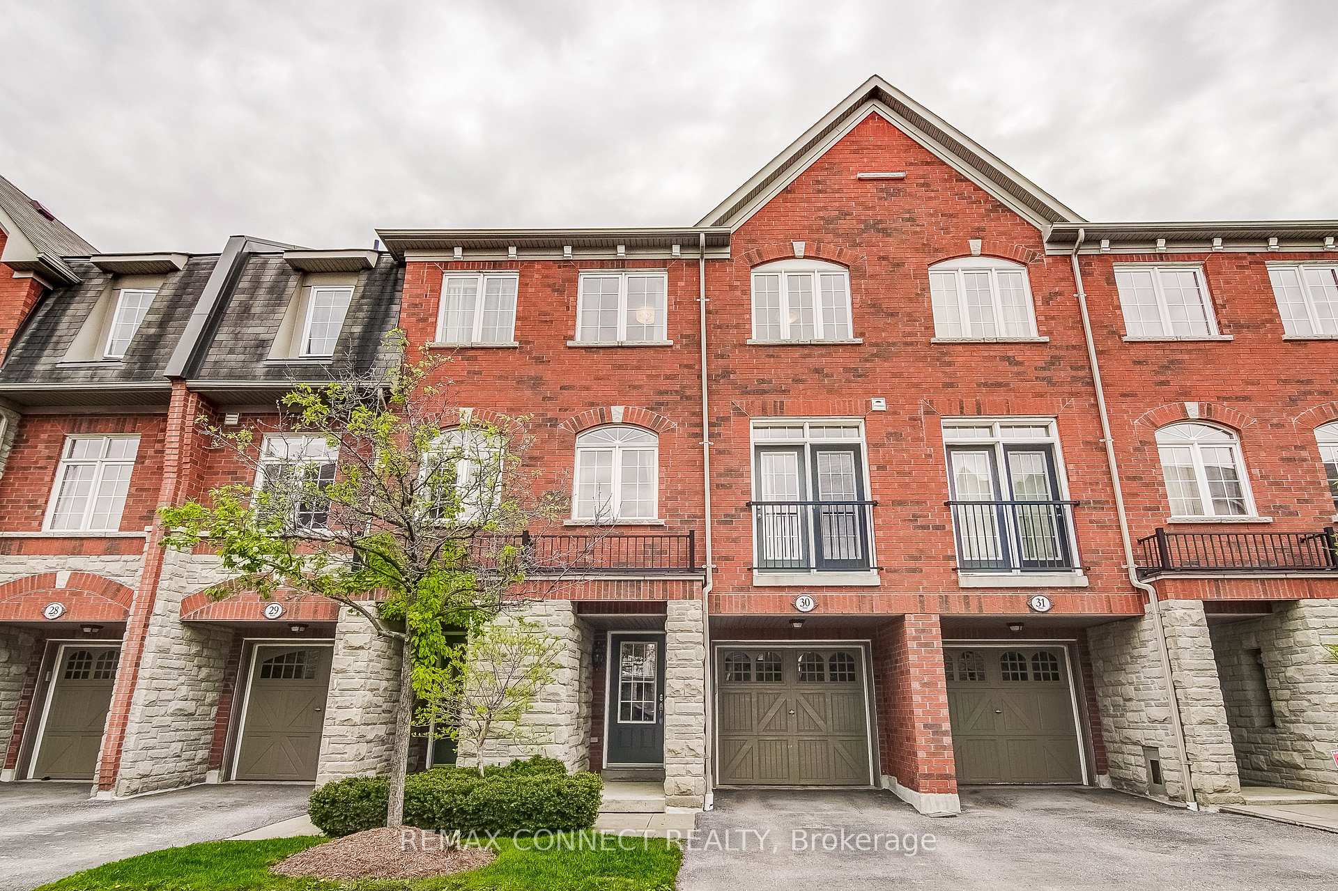 Front of Unit 30, 1701 Finch Avenue