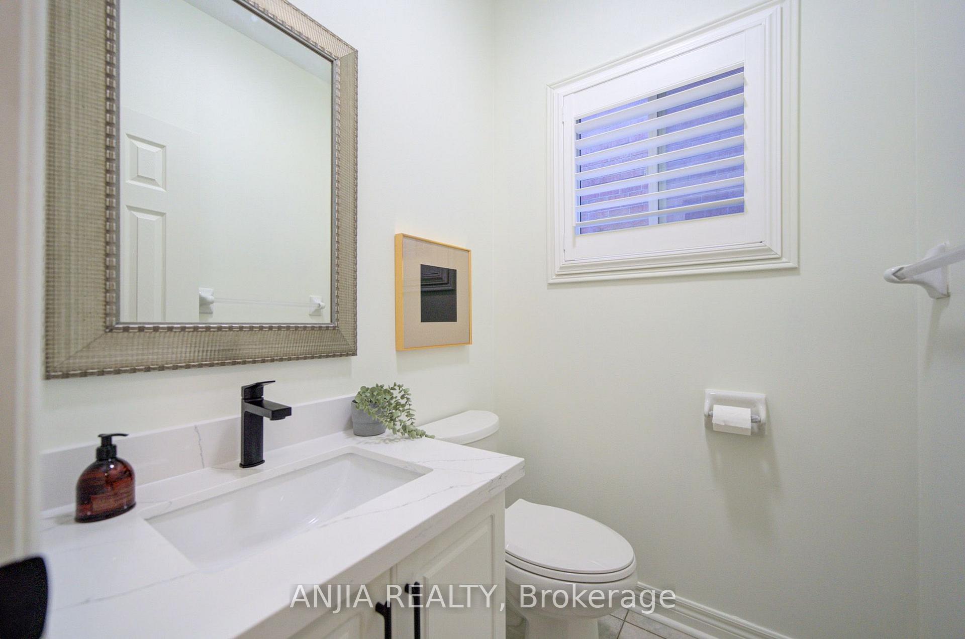 Photo 5 of 94 Cynthia Jean Street, Markham, Berczy — HOMEH