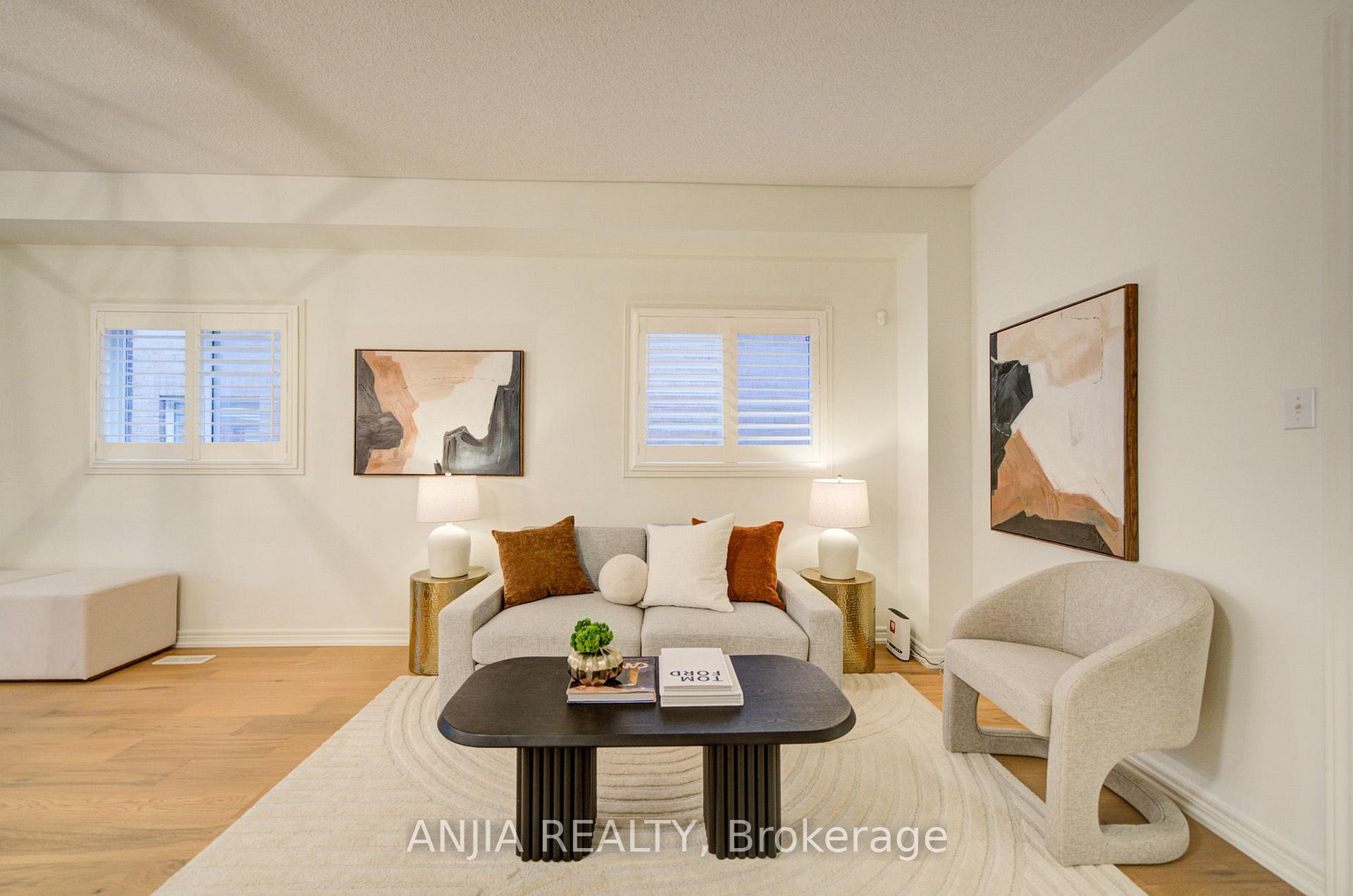 Photo 7 of 94 Cynthia Jean Street, Markham, Berczy — HOMEH