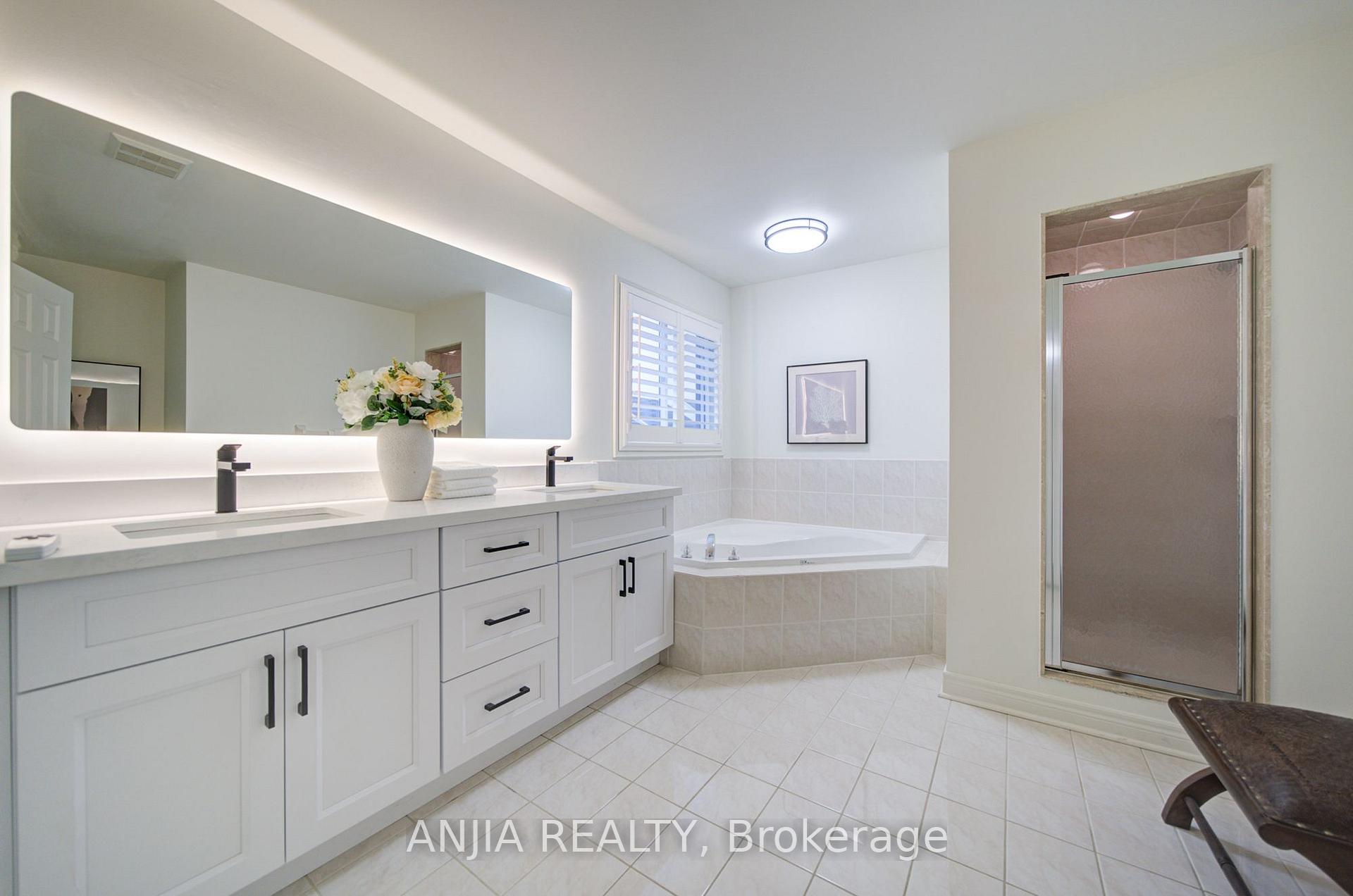 Photo 24 of 94 Cynthia Jean Street, Markham, Berczy — HOMEH