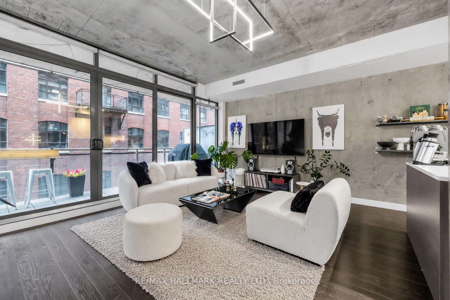 Photo 4 of Unit 408, 90 Broadview Avenue, Toronto, South Riverdale — HOMEH