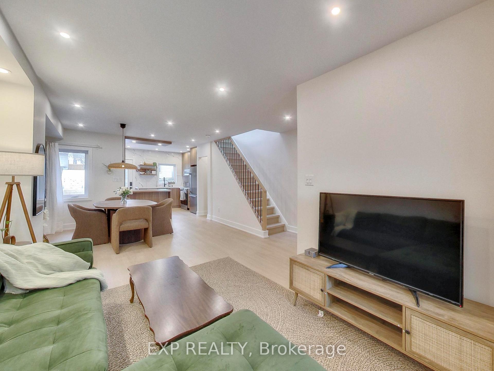 Photo 6 of 37 Gilbert Avenue, Toronto, Corso Italia-Davenport — HOMEH