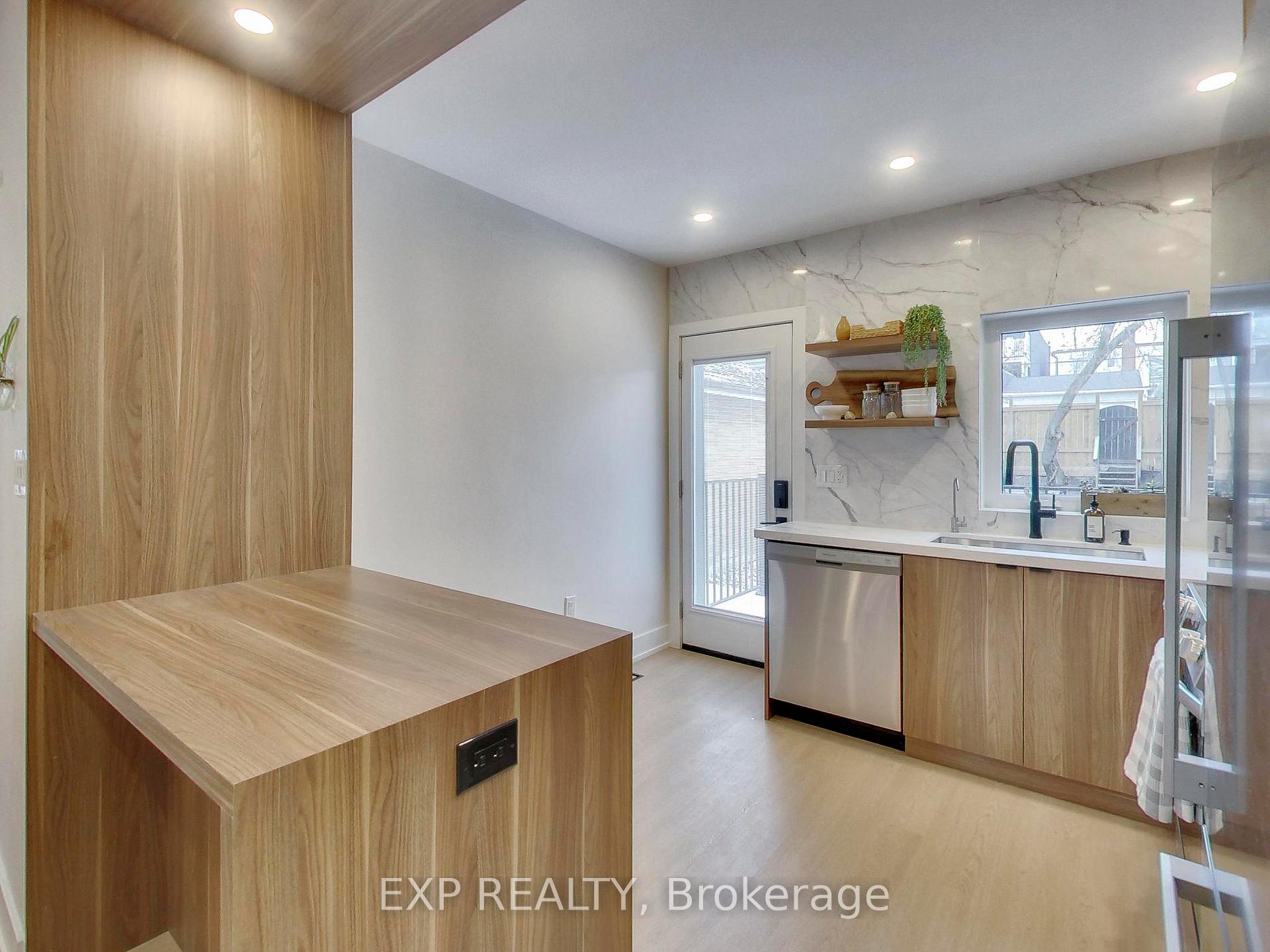 Photo 8 of 37 Gilbert Avenue, Toronto, Corso Italia-Davenport — HOMEH