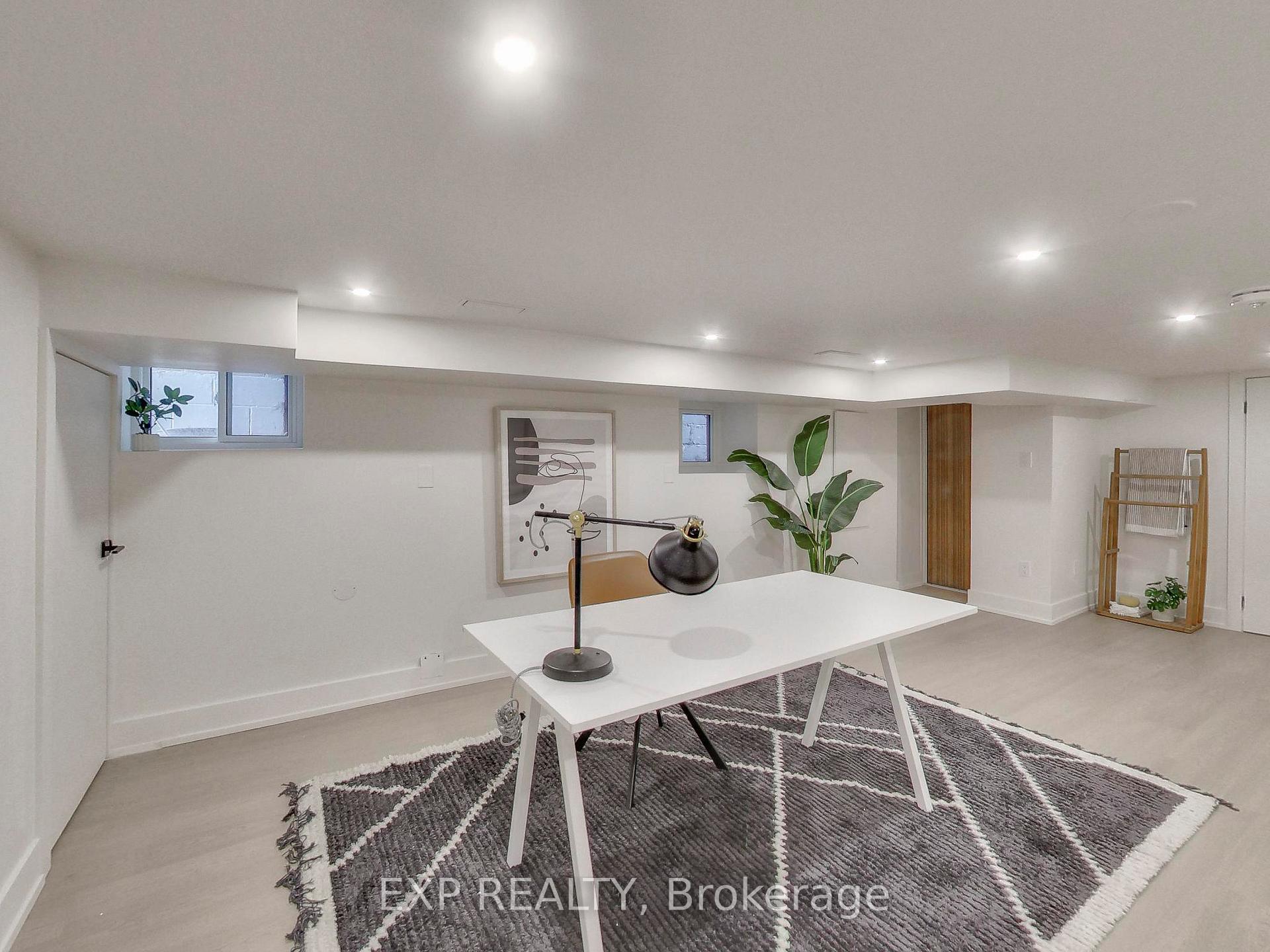Photo 20 of 37 Gilbert Avenue, Toronto, Corso Italia-Davenport — HOMEH