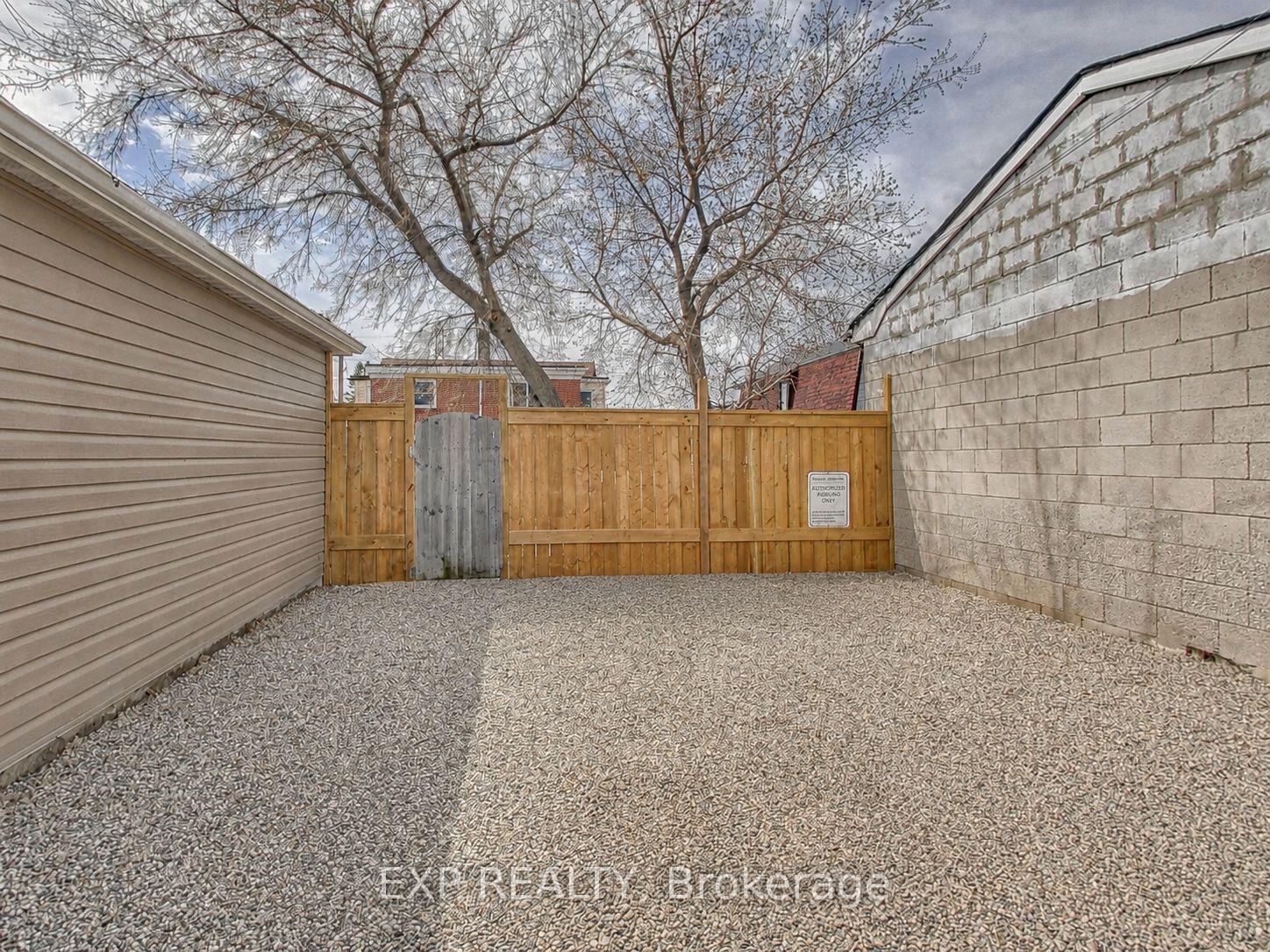 Photo 32 of 37 Gilbert Avenue, Toronto, Corso Italia-Davenport — HOMEH