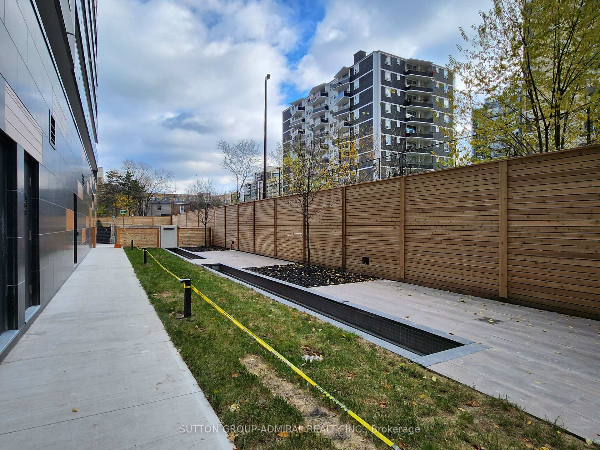 Photo 25 of Unit 1111, 127 Broadway Avenue, Toronto, Mount Pleasant West — HOMEH