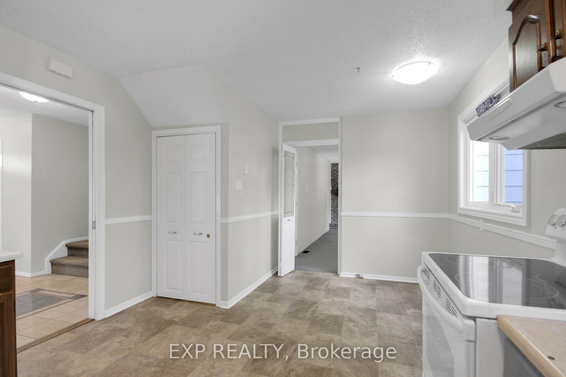 Photo 21 of 13 Shanel Place, Ottawa, Barrhaven - Pheasant Run — HOMEH