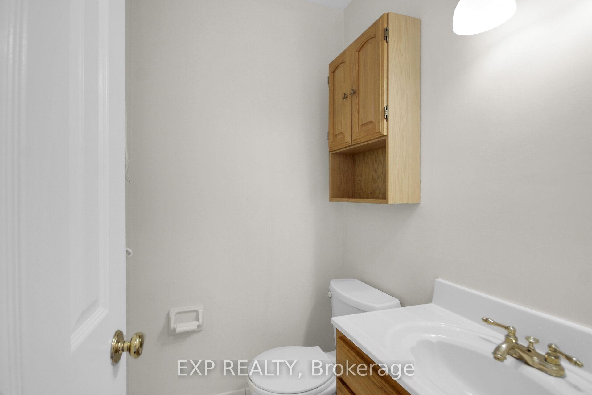 Photo 25 of 13 Shanel Place, Ottawa, Barrhaven - Pheasant Run — HOMEH