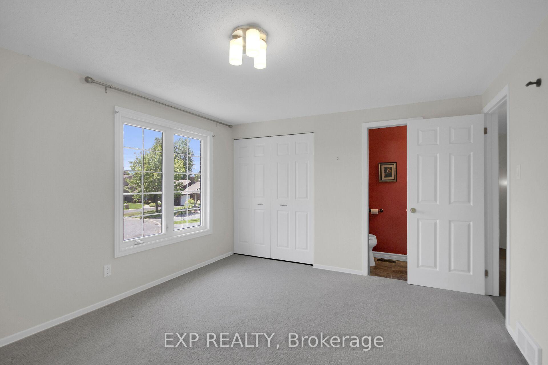 Photo 29 of 13 Shanel Place, Ottawa, Barrhaven - Pheasant Run — HOMEH