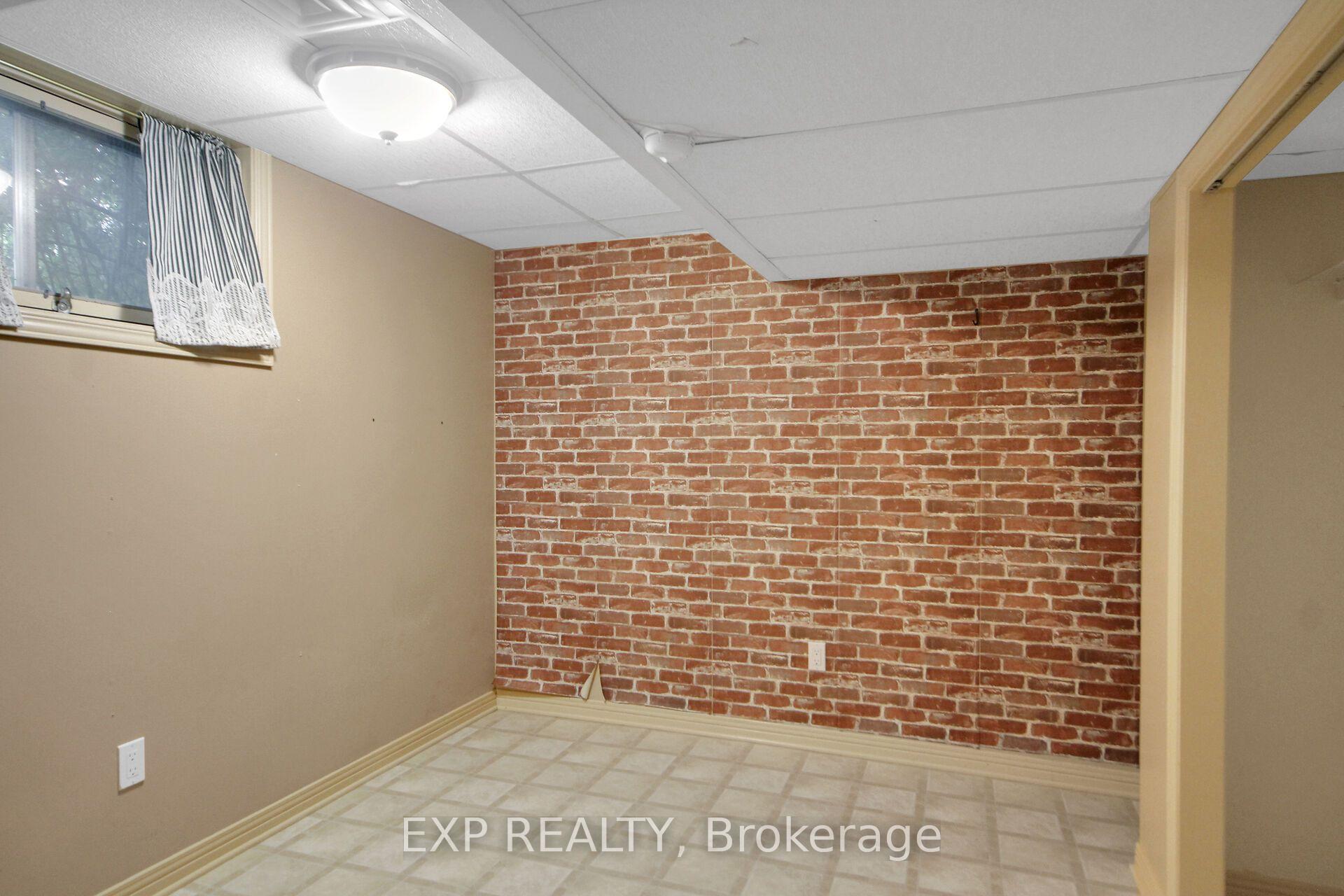Photo 38 of 13 Shanel Place, Ottawa, Barrhaven - Pheasant Run — HOMEH