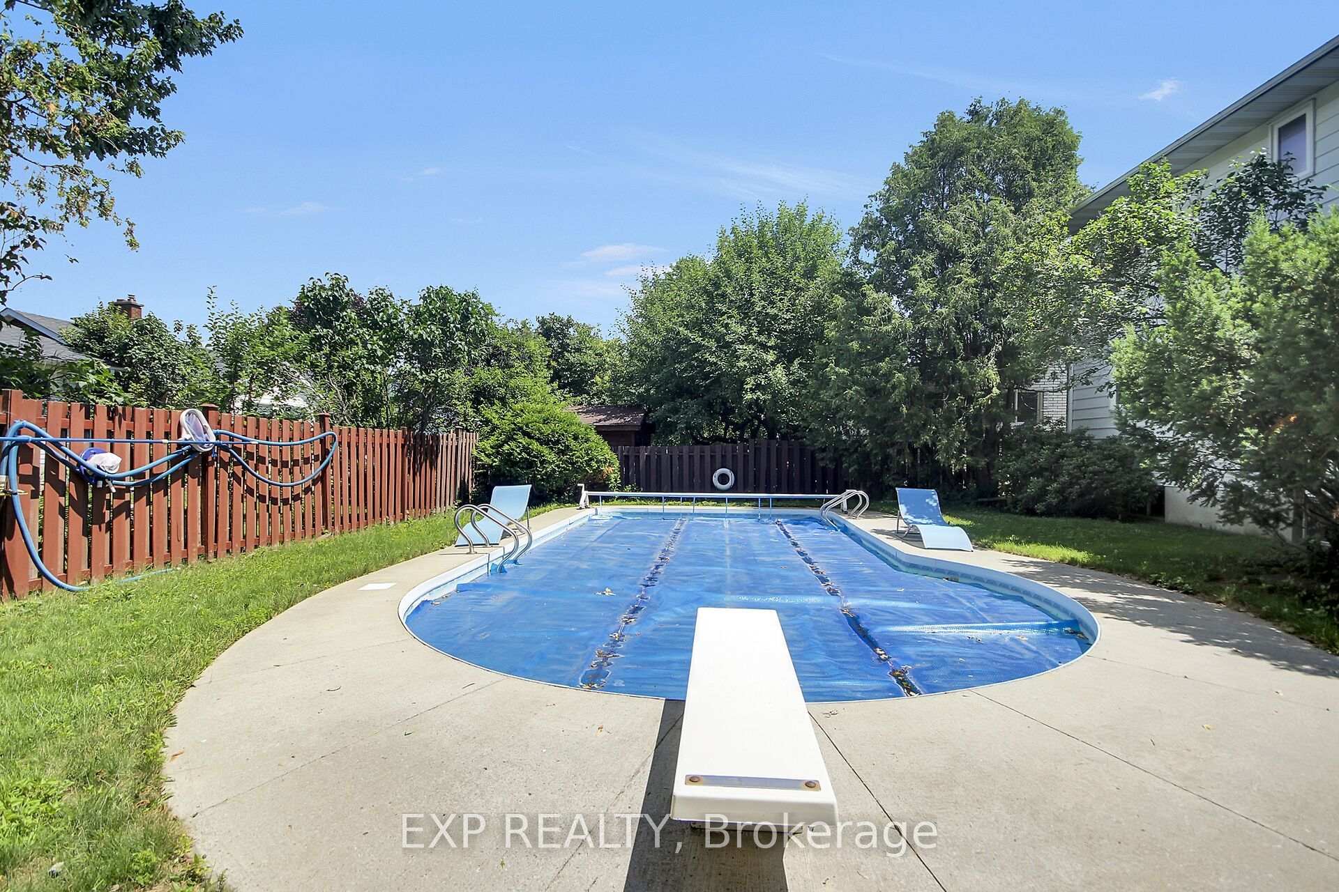 Photo 44 of 13 Shanel Place, Ottawa, Barrhaven - Pheasant Run — HOMEH